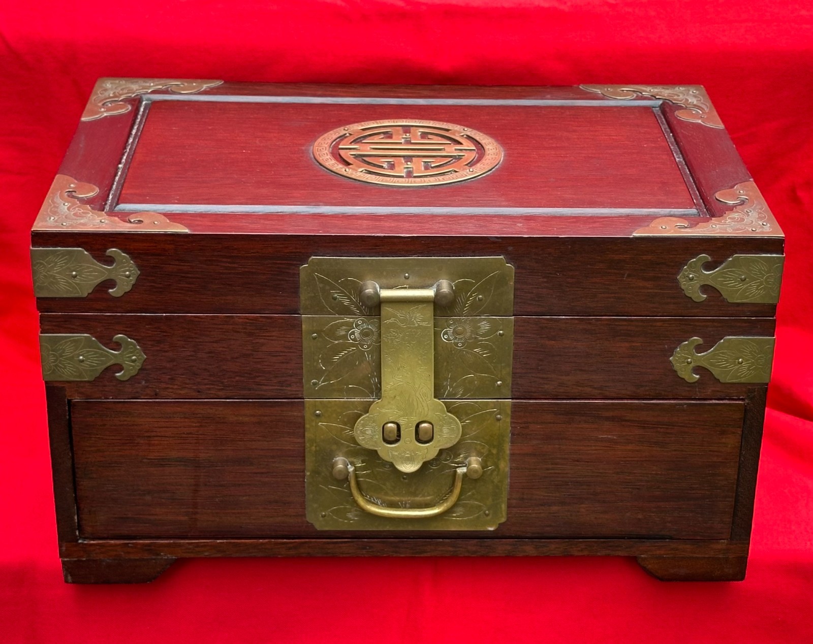 Large Antique Chinese Jewelry Box Hongmu Rosewood Shou Medallion Red Interior Large Antique Chinese Jewelry Box Hongmu Rosewood Shou Medallion Red Interior
