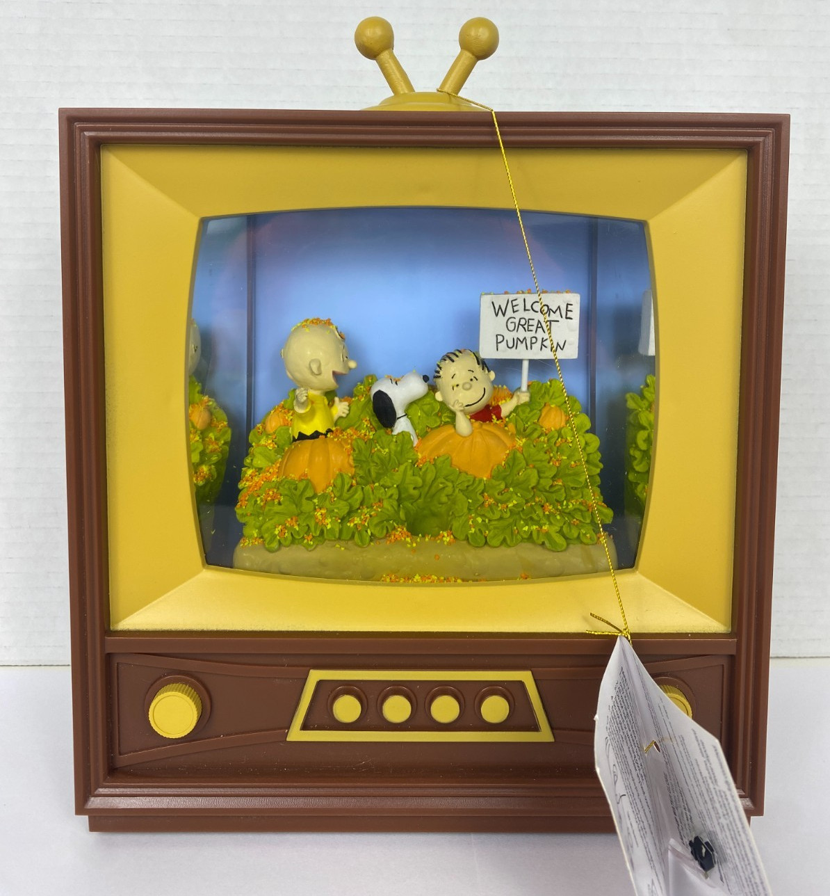 2026 Halloween Peanuts Snoopy TV Water Globe Music Box LARGE Music Box 2026 Halloween Peanuts Snoopy TV Water Globe Music Box LARGE Music Box