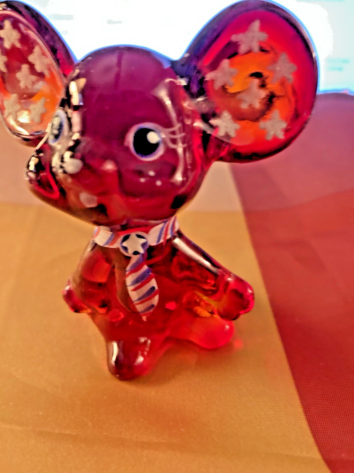 Fenton Glass Ruby Red Mouse Hand Painted Christmas Theme , SIGNED M.HART SWEET Fenton Glass Ruby Red Mouse Hand Painted Christmas Theme , SIGNED M.HART SWEET