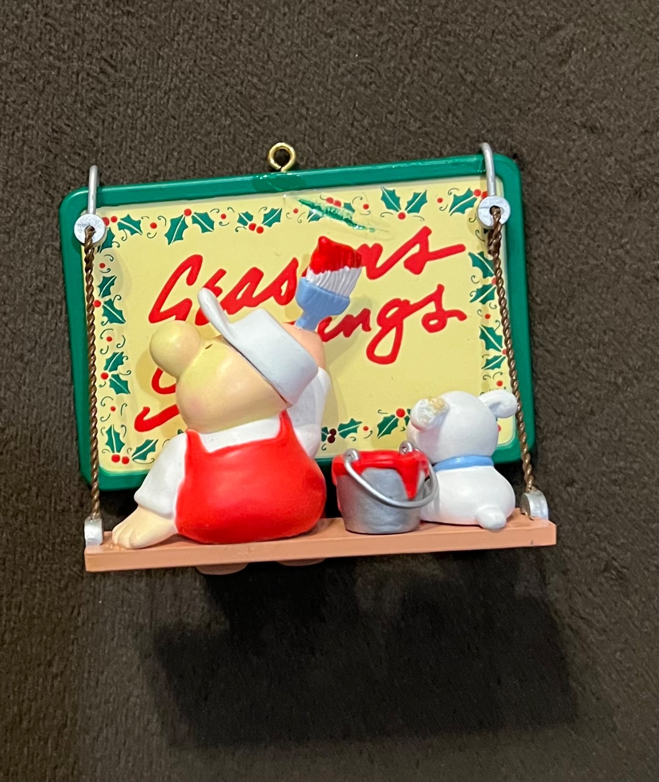Ziggy and Friends Season\'s Greetings 1992  Enesco Christmas Ornament