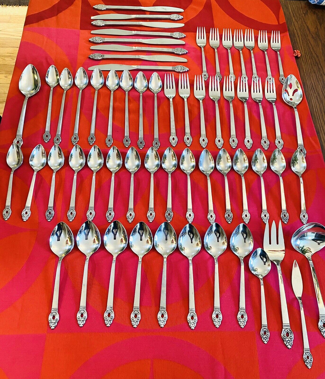 1881 Rogers Oneida Pierced Danish Court Service for 8 (-1 salad fork) 53 pieces
