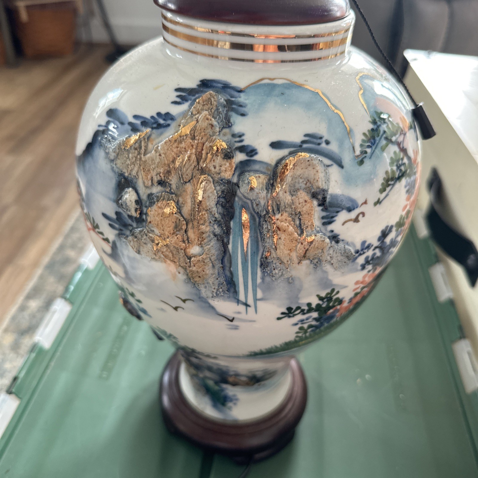 Pre1950Satsuma Pottery Japanese Antique Table Lamp Gold Gilding 3D Excellent Con Pre1950Satsuma Pottery Japanese Antique Table Lamp Gold Gilding 3D Excellent Con
