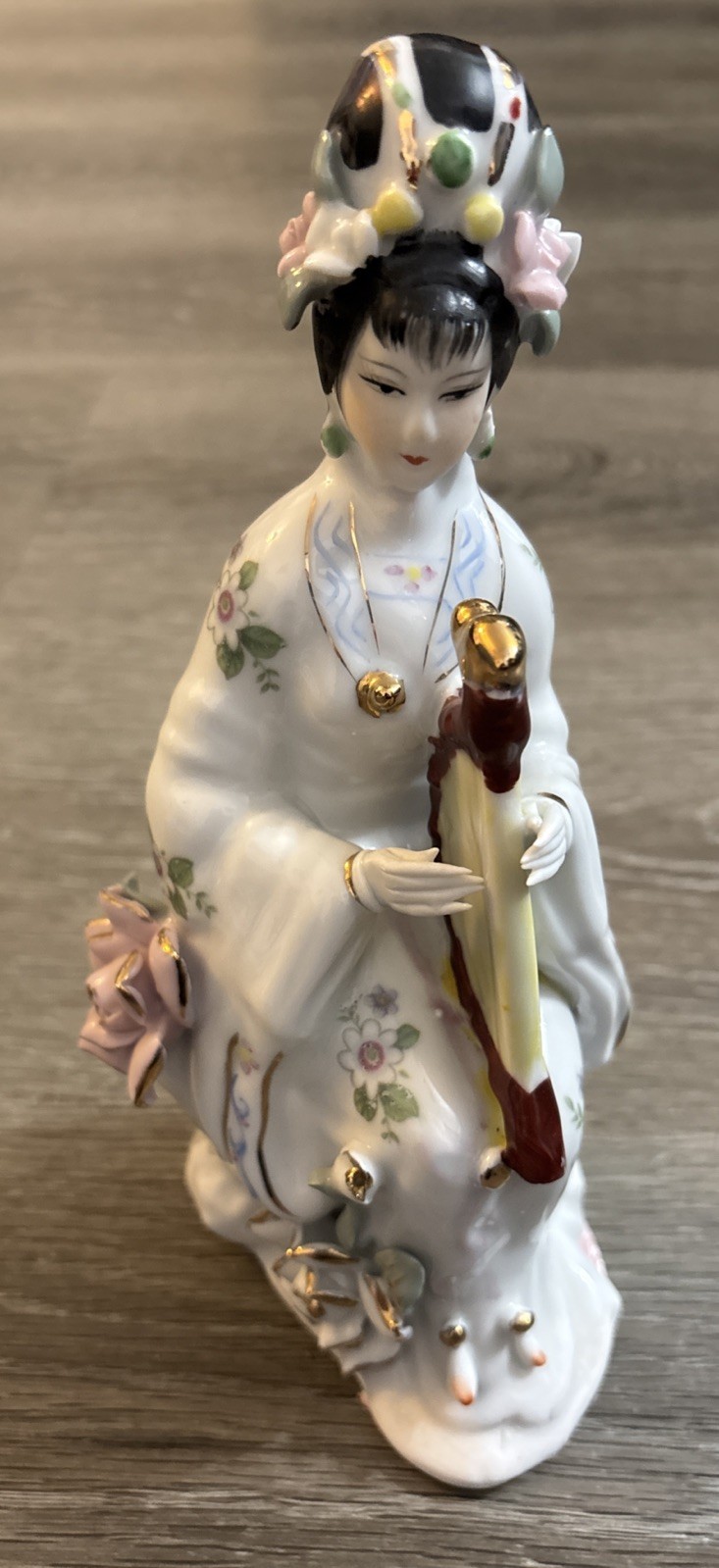 Vintage Porcelain Japanese Geisha Figurine with Harp Hand Painted Statue 8” Vintage Porcelain Japanese Geisha Figurine with Harp Hand Painted Statue 8”