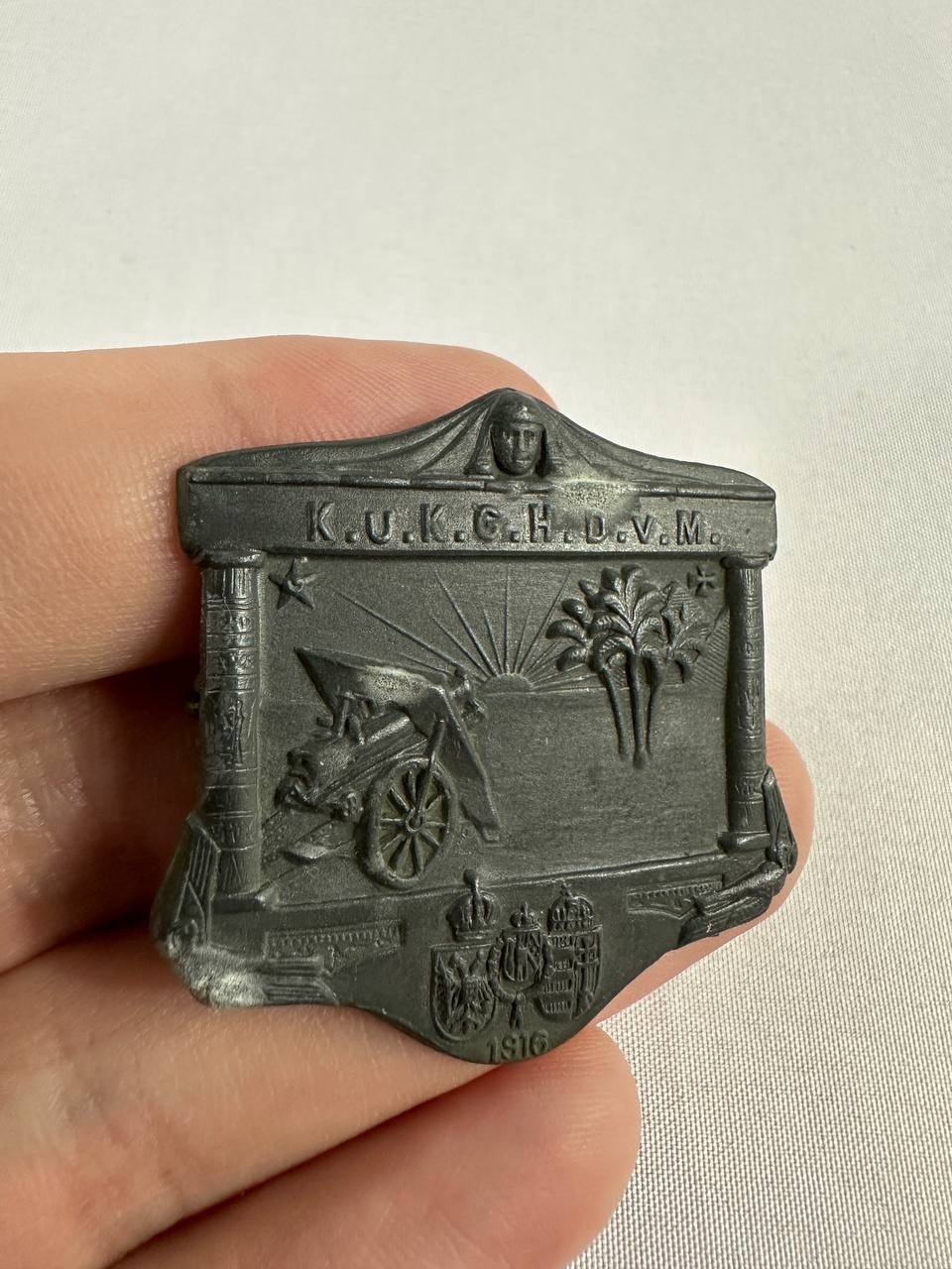 WWI Austro-Hungarian K.u.K. G.H.D.v.M. 1916 Zinc Badge Schneider Wien WWI Austro-Hungarian K.u.K. G.H.D.v.M. 1916 Zinc Badge Schneider Wien
