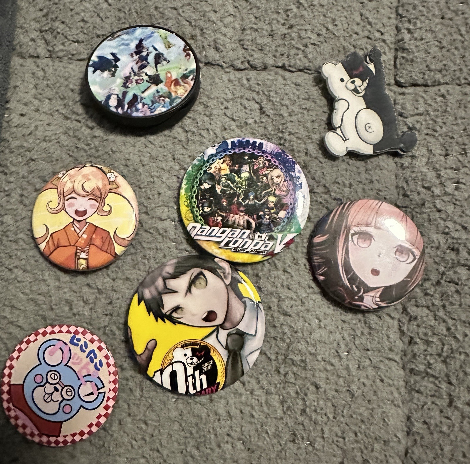 Danganronpa V3 + V2 | Buttons, Push and Pop, and Pin | 6 items Danganronpa V3 + V2 | Buttons, Push and Pop, and Pin | 6 items