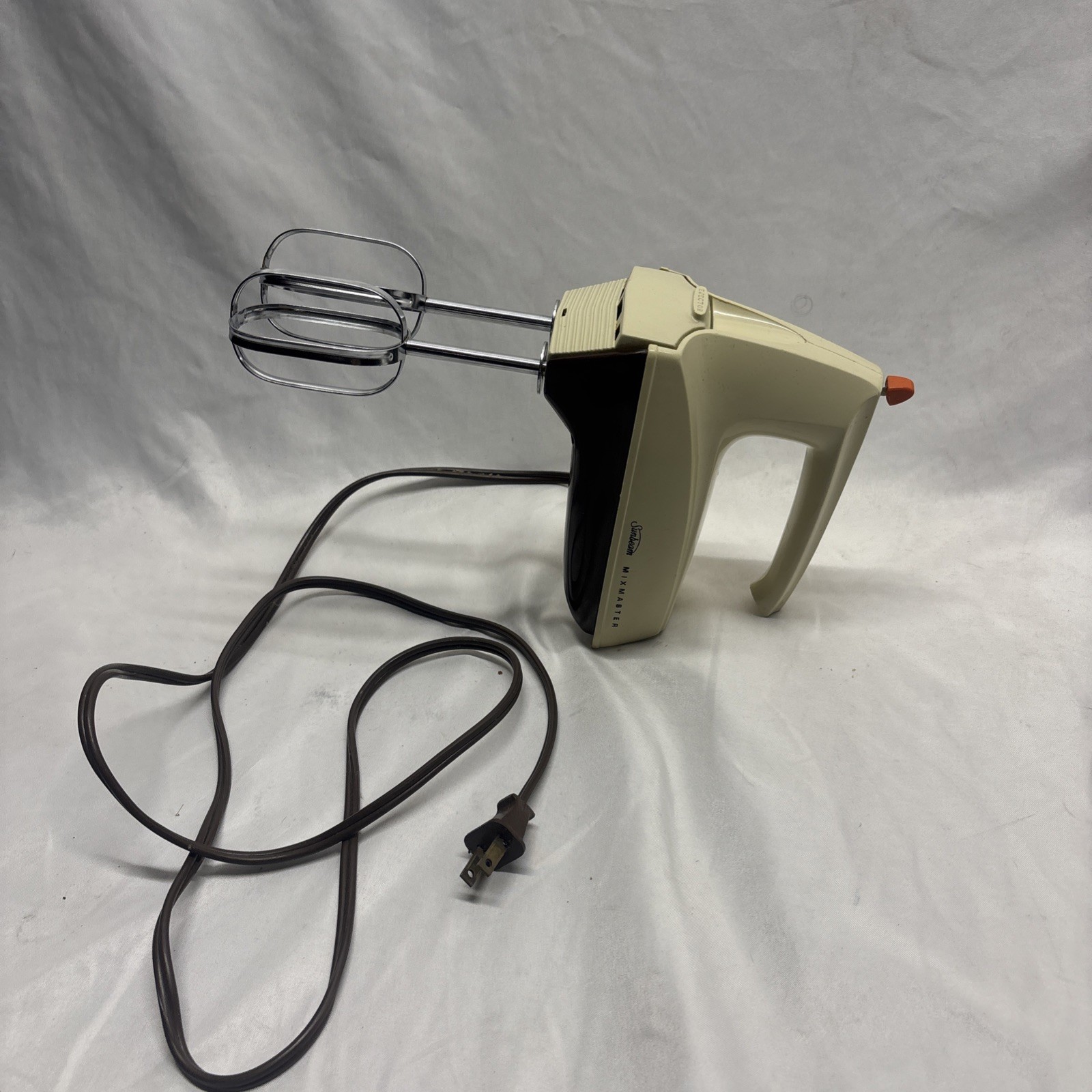Vintage Sunbeam Mixmaster Hand Mixer Tested Works Pre-Owned 