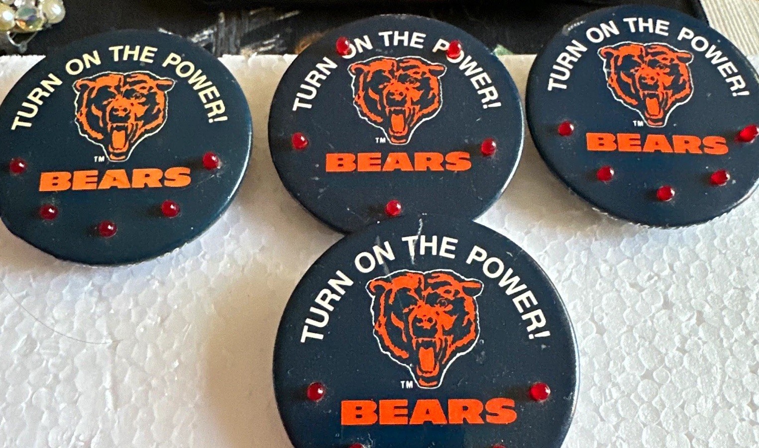 Chicago Bears Turn On The Power Pinback Buttons Lot of 4 1984