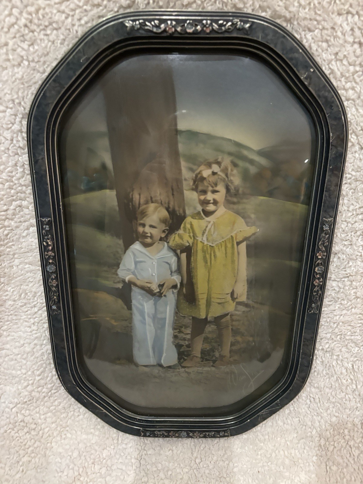 Antique Vintage Framed Portrait Photograph Of Children, Convex Glass