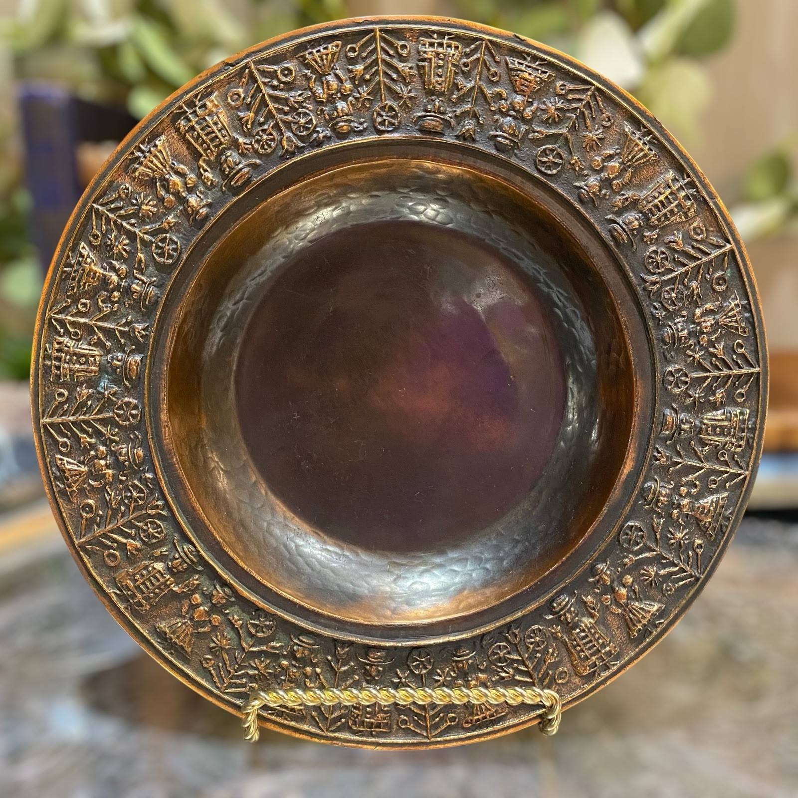 Vintage Ildiko Szilagyi Bronze Copper Charger Plate with Wall Mount Hungary 70’s Vintage Ildiko Szilagyi Bronze Copper Charger Plate with Wall Mount Hungary 70’s