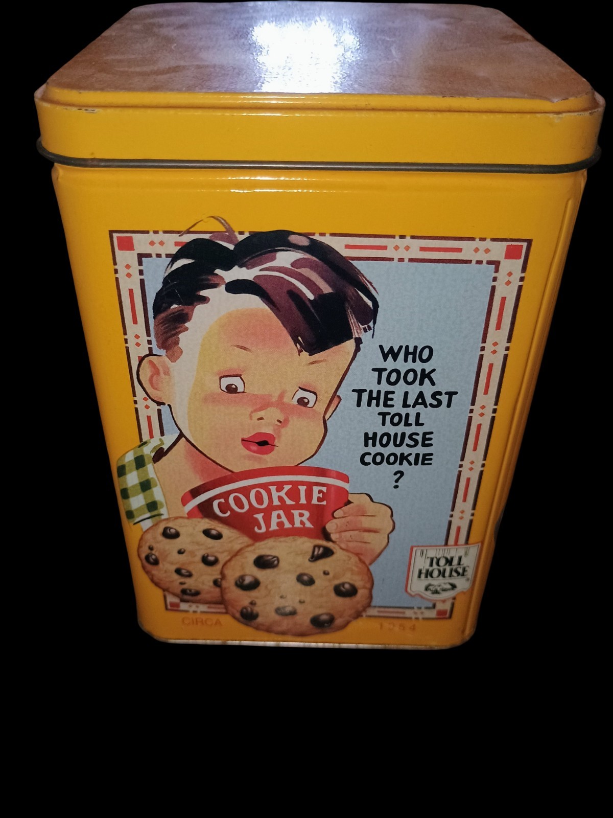 Vintage Nestle Toll House Cookie Yellow Empty Tin 4\
