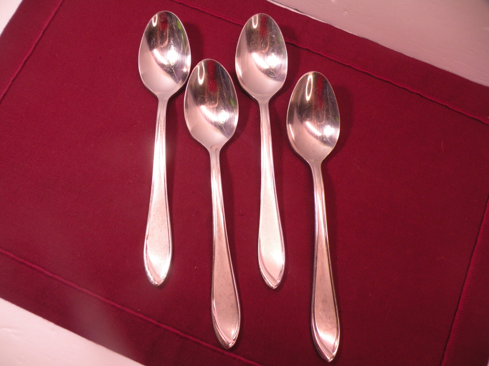 Set Of 4 Cambridge Stainless Chino Place Oval Soup Spoons 8\