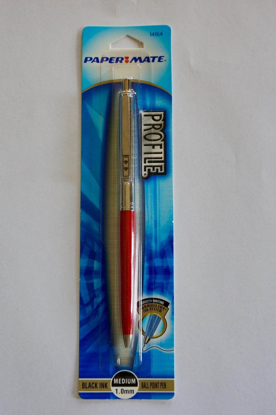 PAPERMATE 14164 PROFILE SLIM PEN RED*NEW IN PACKAGE*Black Ink- Medium Ball Point PAPERMATE 14164 PROFILE SLIM PEN RED*NEW IN PACKAGE*Black Ink- Medium Ball Point