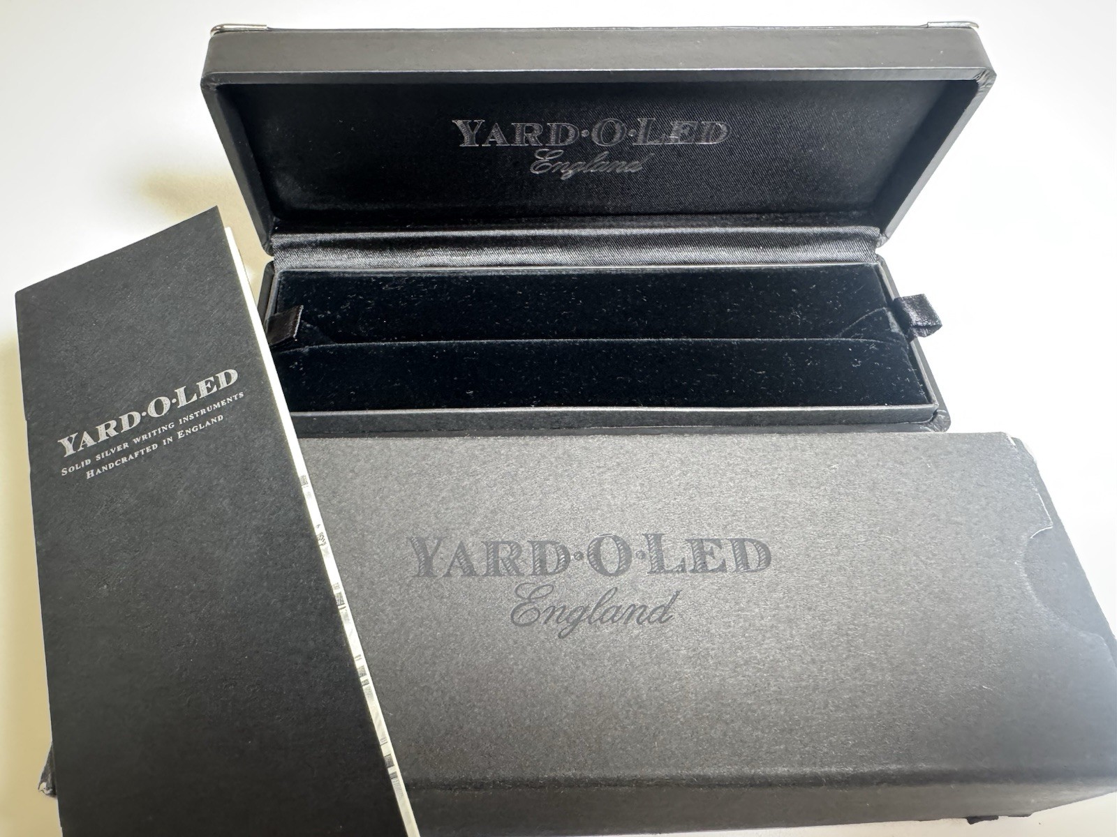 yard o led england  fountain pen box & paper