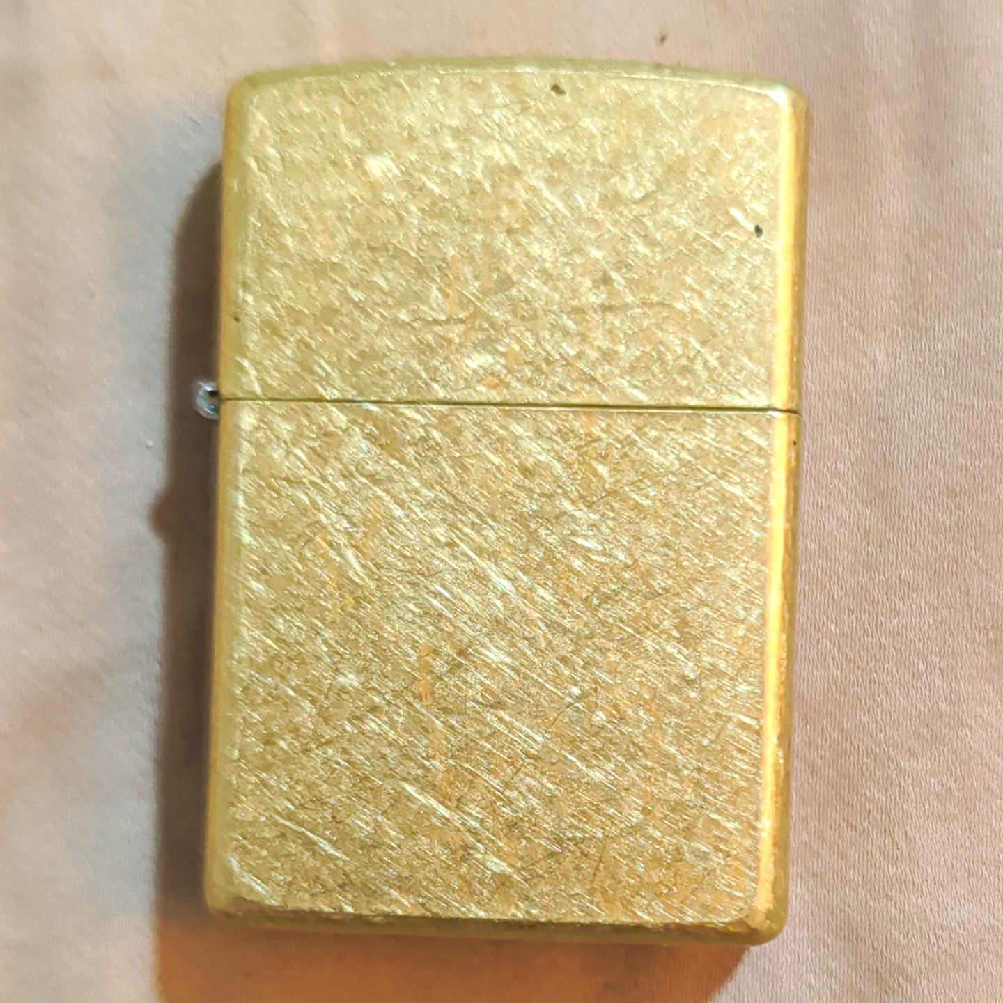Zippo Flip-Top Lighter Gold Tone Brushed Finish Gold Tone Brushed Lighter