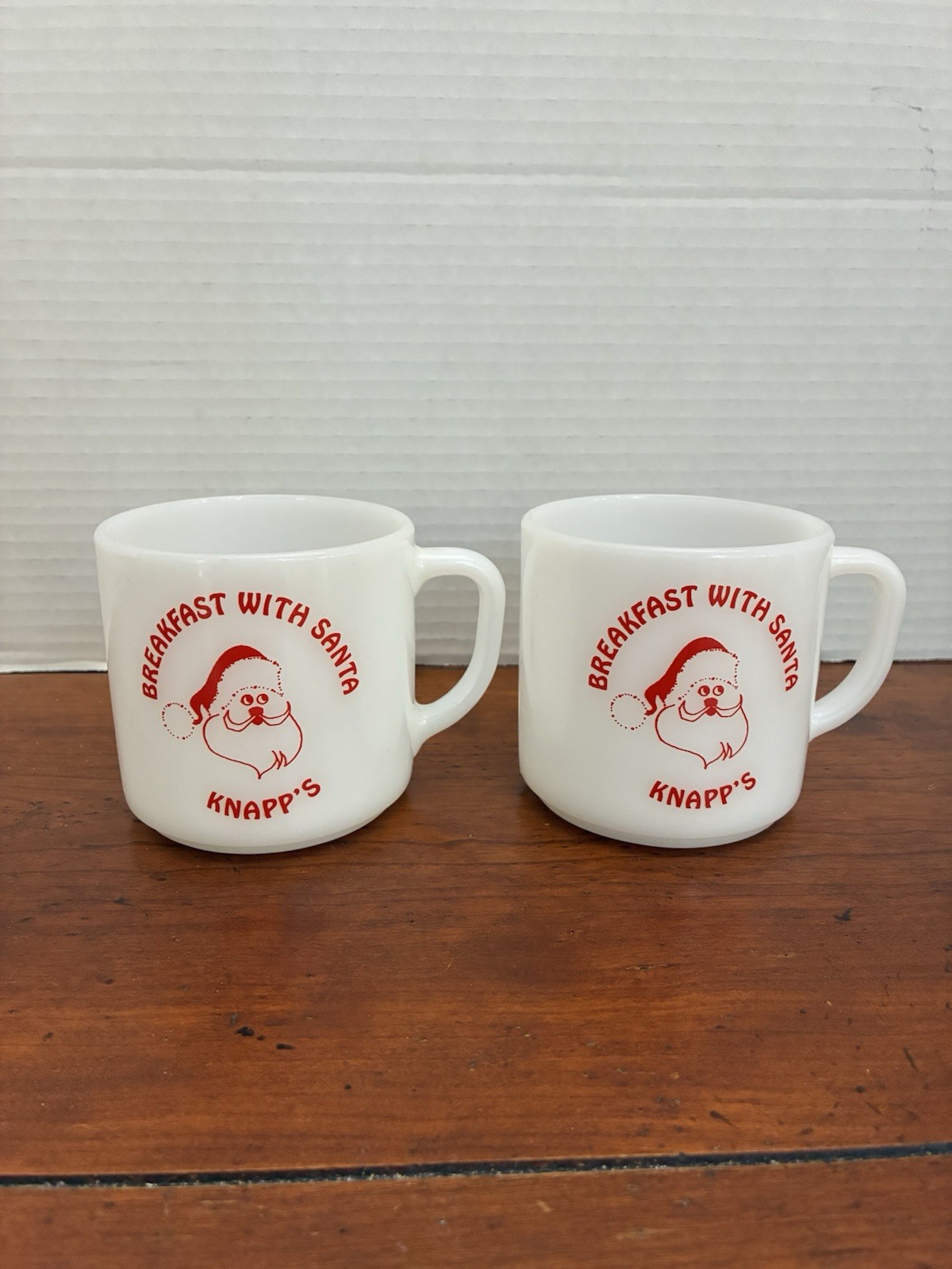 RARE VINTAGE 1970 KNAPP’S BREAKFAST WITH SANTA CHRISTMAS MUGS SET OF 2 MICHIGAN