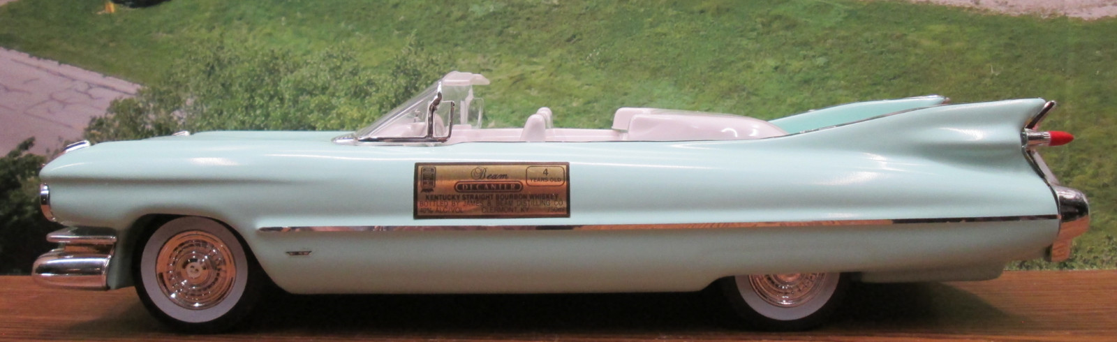 Jim Beam 1959 Caddy IAJBBSC Mint Green 1 of 500 Decanters Produced
