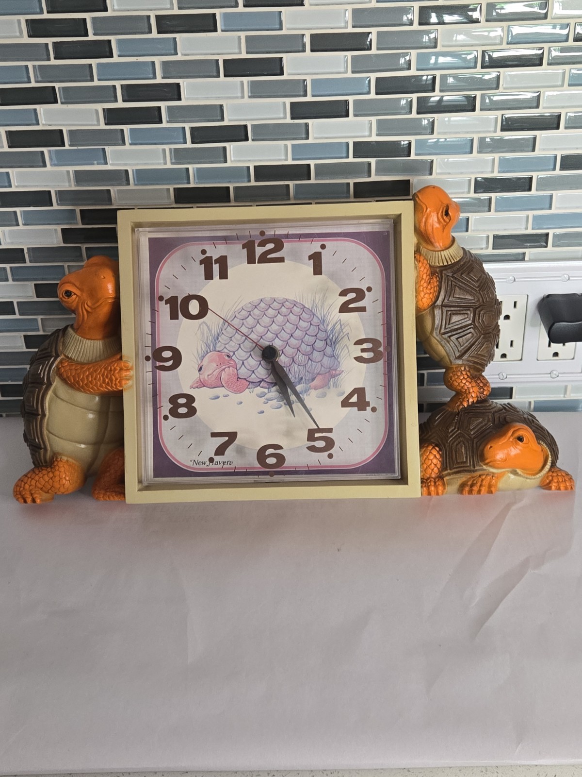 VTG Retro 1978 Burwood New Haven 2281 Turtle Wall Hanging Clock Tested (READ)