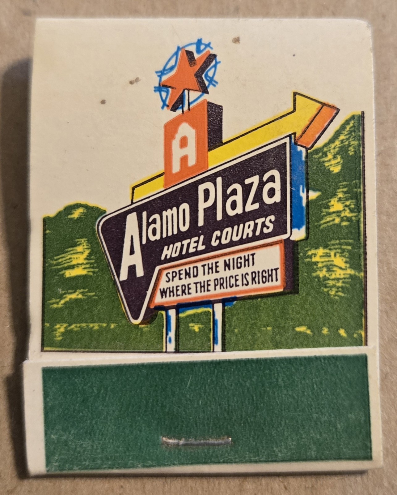 Alamo Plaza Hotel Courts Texas Louisiana Vtg Unused Matchbook W1 