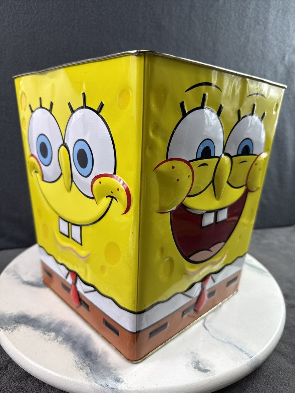 Vintage 2008 SpongeBob SquarePants Collectible Large Tin Storage Bin Decor Trash