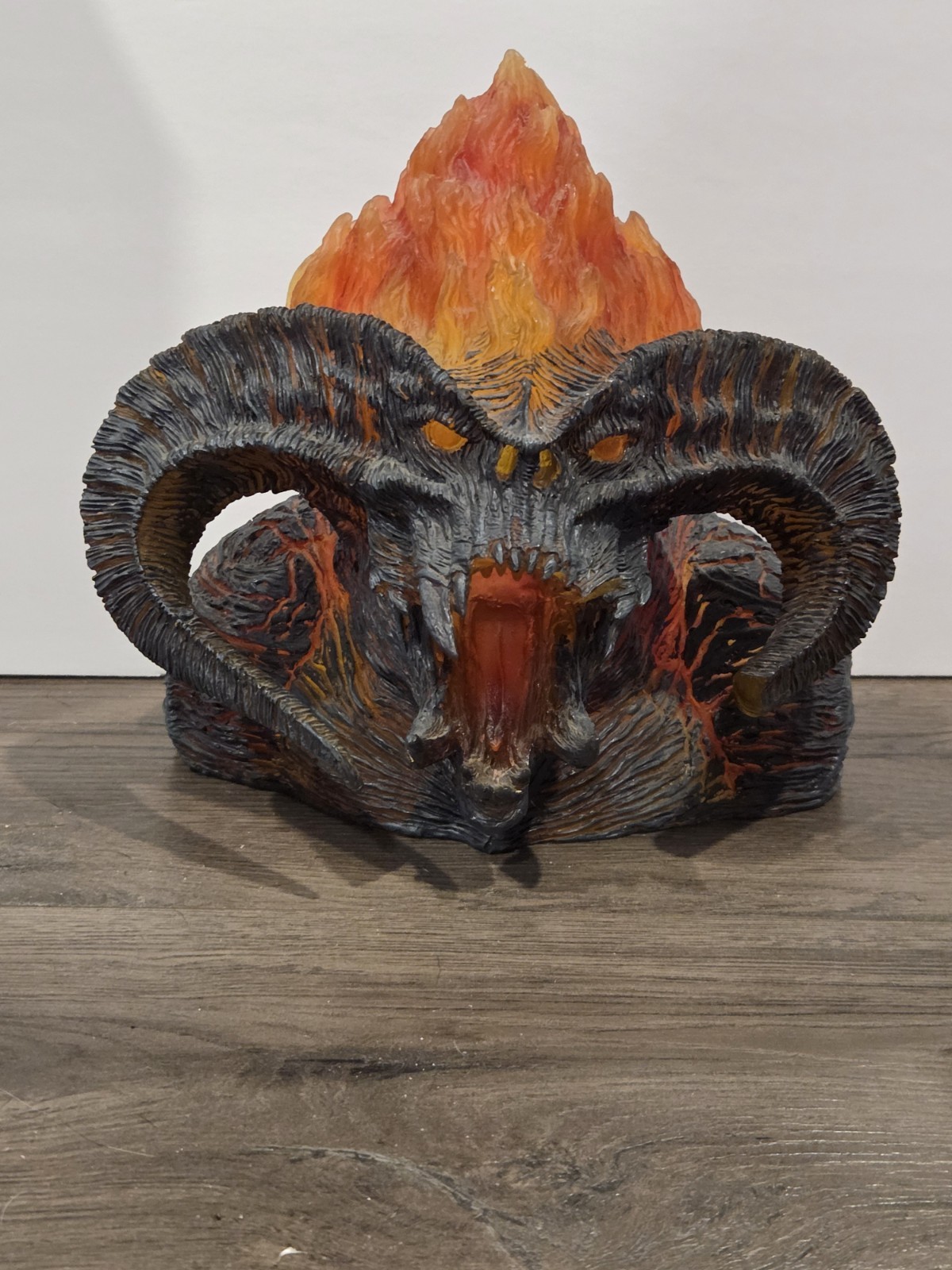 Neca 2002 Ancient Demon of Fire Balrog Illuminating Votive Holder Vintage LOTR