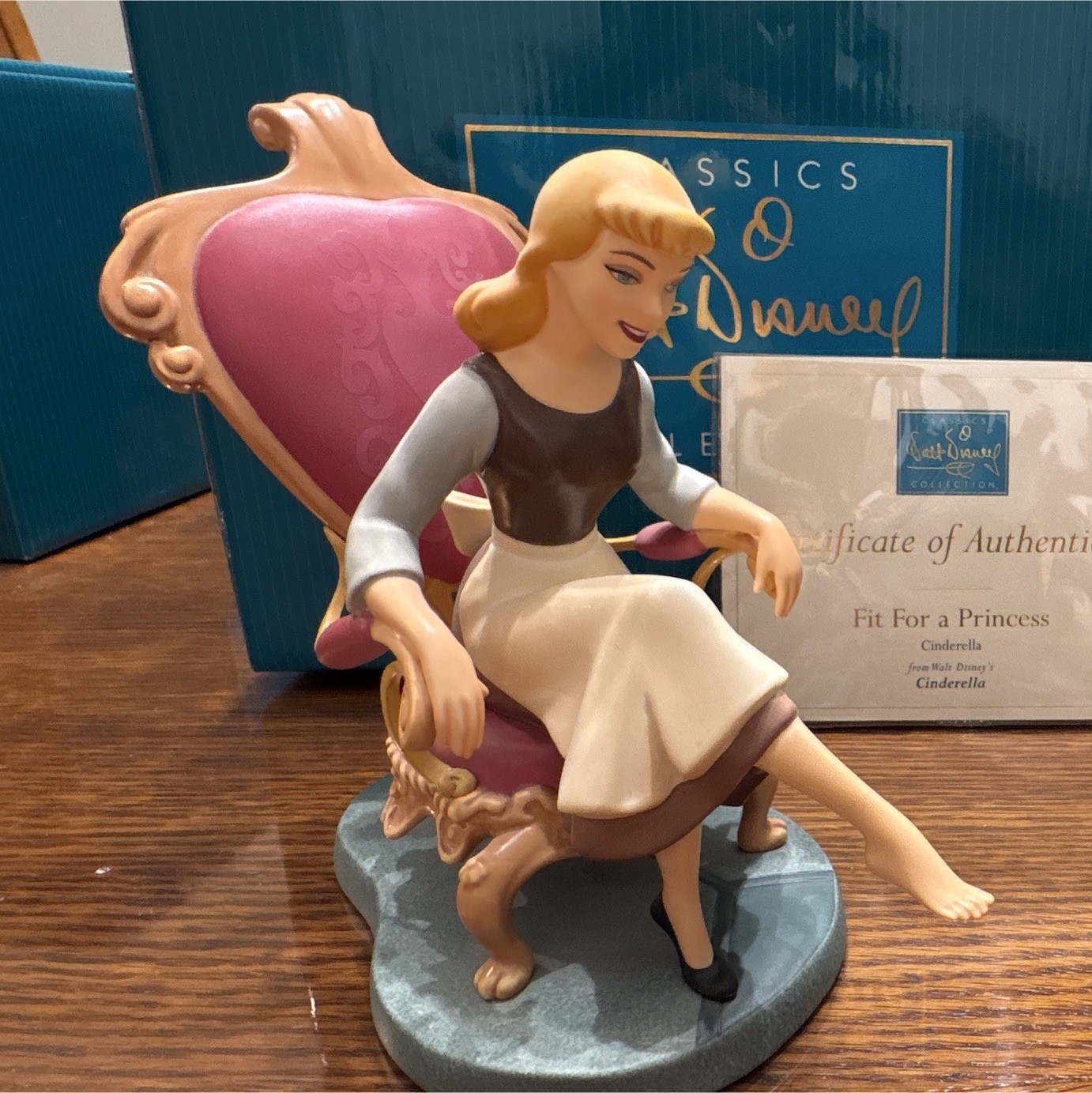Disney WDCC Cinderella Disney WDCC Cinderella