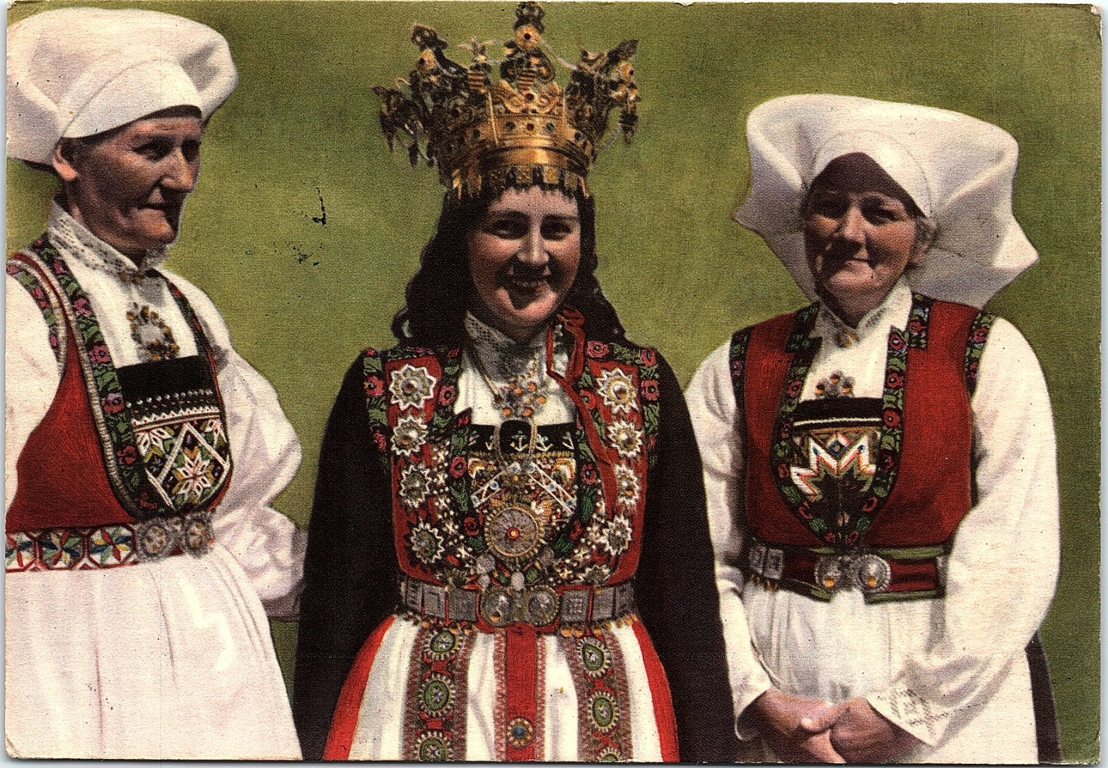Vintage Postcard Norwegian Bride Wedding Crown Folk Costume Women Norway