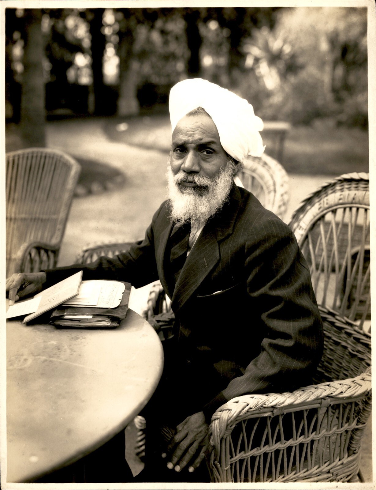 GA212 Orig Underwood Photo SHEPHEARD'S HOTEL FORTUNE TELLER APPROX 1920s CAIRO GA212 Orig Underwood Photo SHEPHEARD'S HOTEL FORTUNE TELLER APPROX 1920s CAIRO
