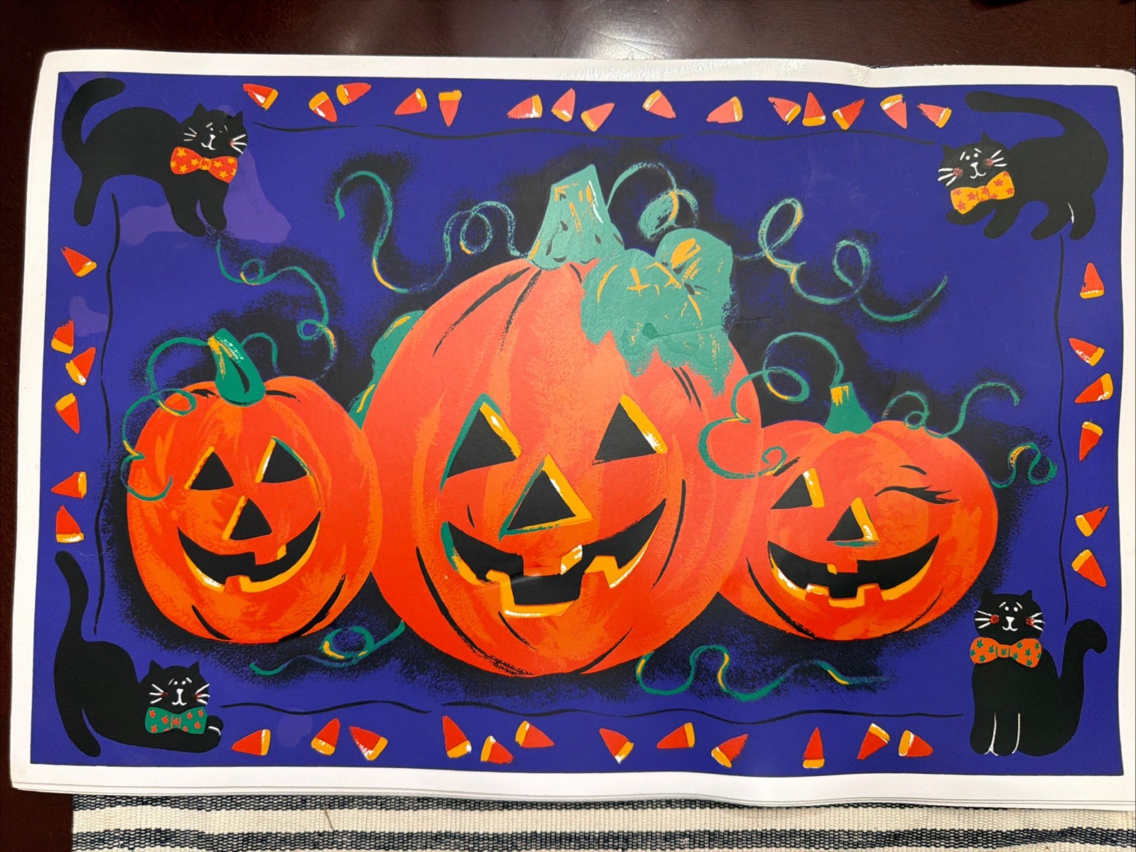 4 Vintage Halloween Vinyl Pumpkin’s Black Cat Placemats 4 Vintage Halloween Vinyl Pumpkin’s Black Cat Placemats