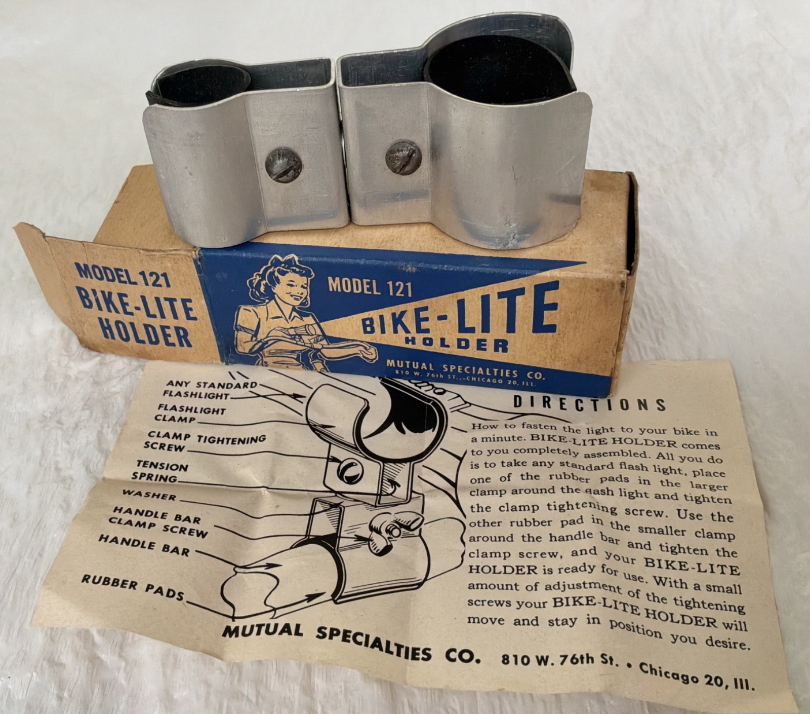 NOS vintage BICYCLE old Schwinn Huffy Murray BIKE-LITE FLASHLIGHT HOLDER Scooter NOS vintage BICYCLE old Schwinn Huffy Murray BIKE-LITE FLASHLIGHT HOLDER Scooter