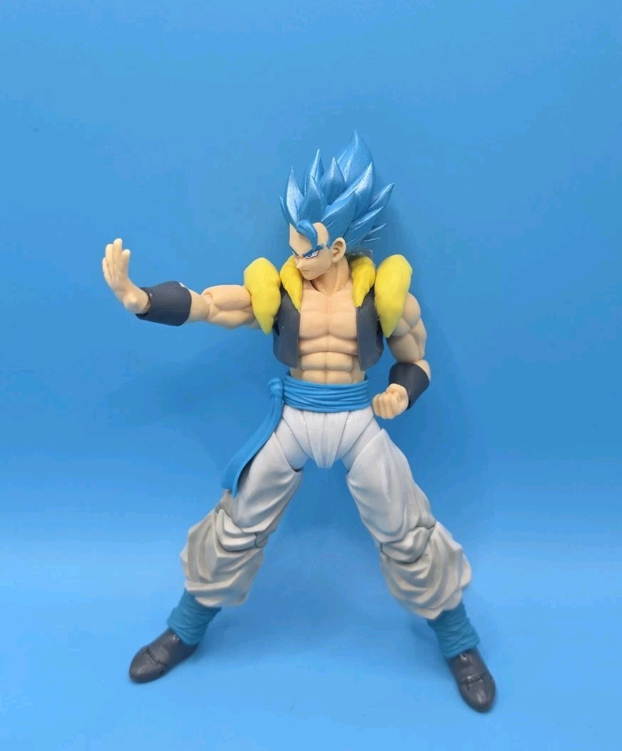 Bandai SH Figuarts Dragon Ball Super Saiyan Blue Gogeta SSGSS Action Figure