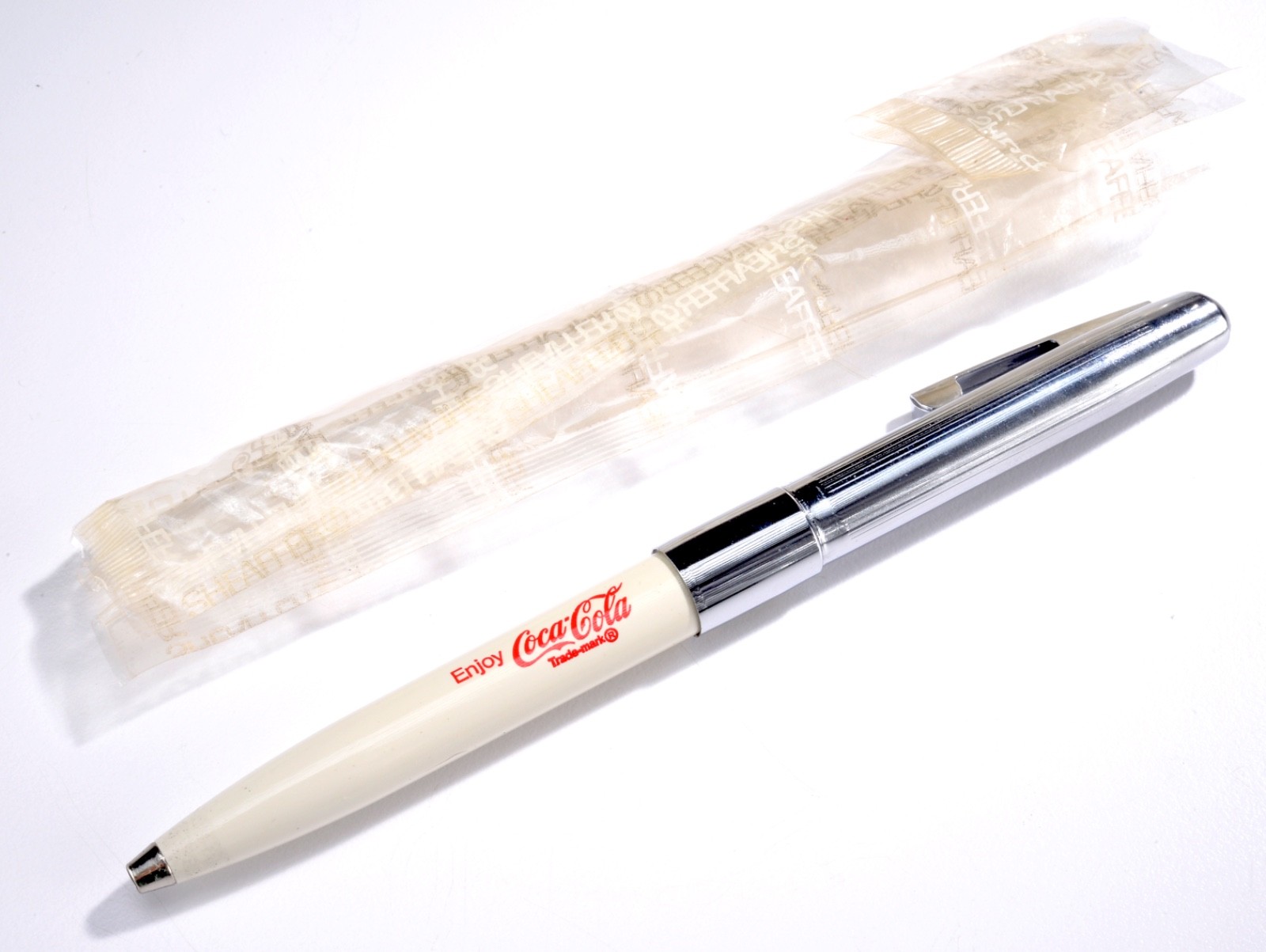 Vintage 1940's-1950's Sheaffer Calendar Coca Cola Advertising Pen - N.O.S. #2 Vintage 1940's-1950's Sheaffer Calendar Coca Cola Advertising Pen - N.O.S. #2