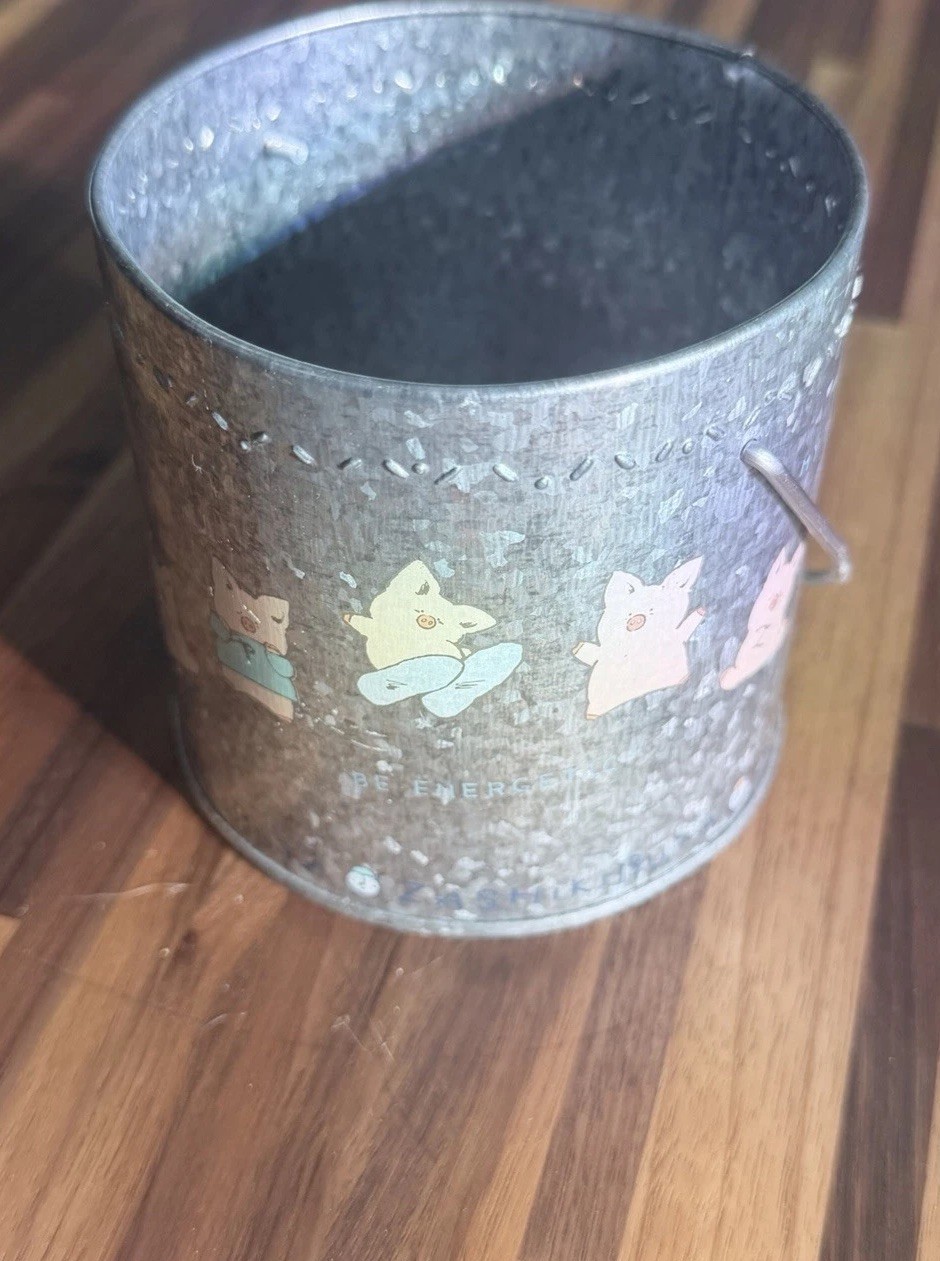 Sanrio Zashikibuta Galvanized Tin Bucket – Made in Japan Vintage 1985 First Gen