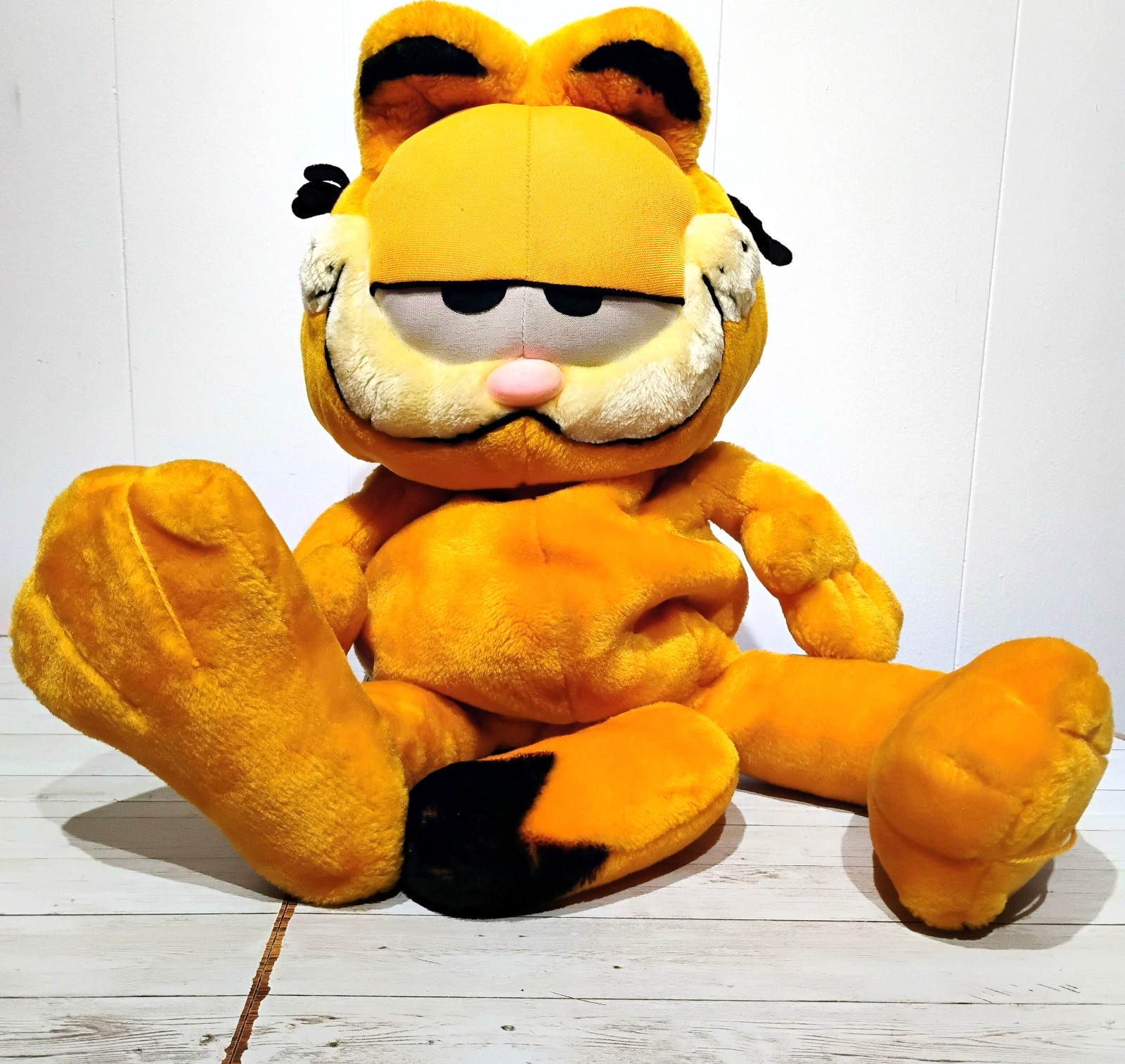Rare Vintage GARFIELD Plush Jumbo Cat Plush 
