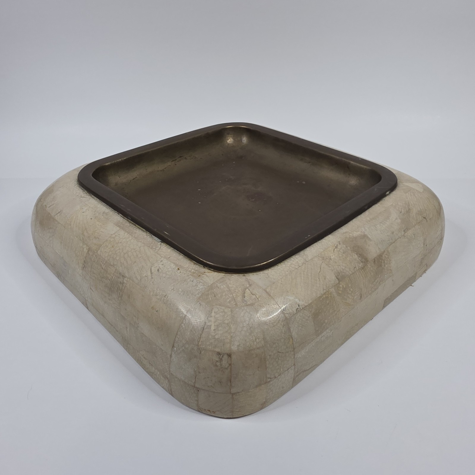 Vintage Hollywood Regency tessellated stone bone and brass catchall ashtray Vintage Hollywood Regency tessellated stone bone and brass catchall ashtray