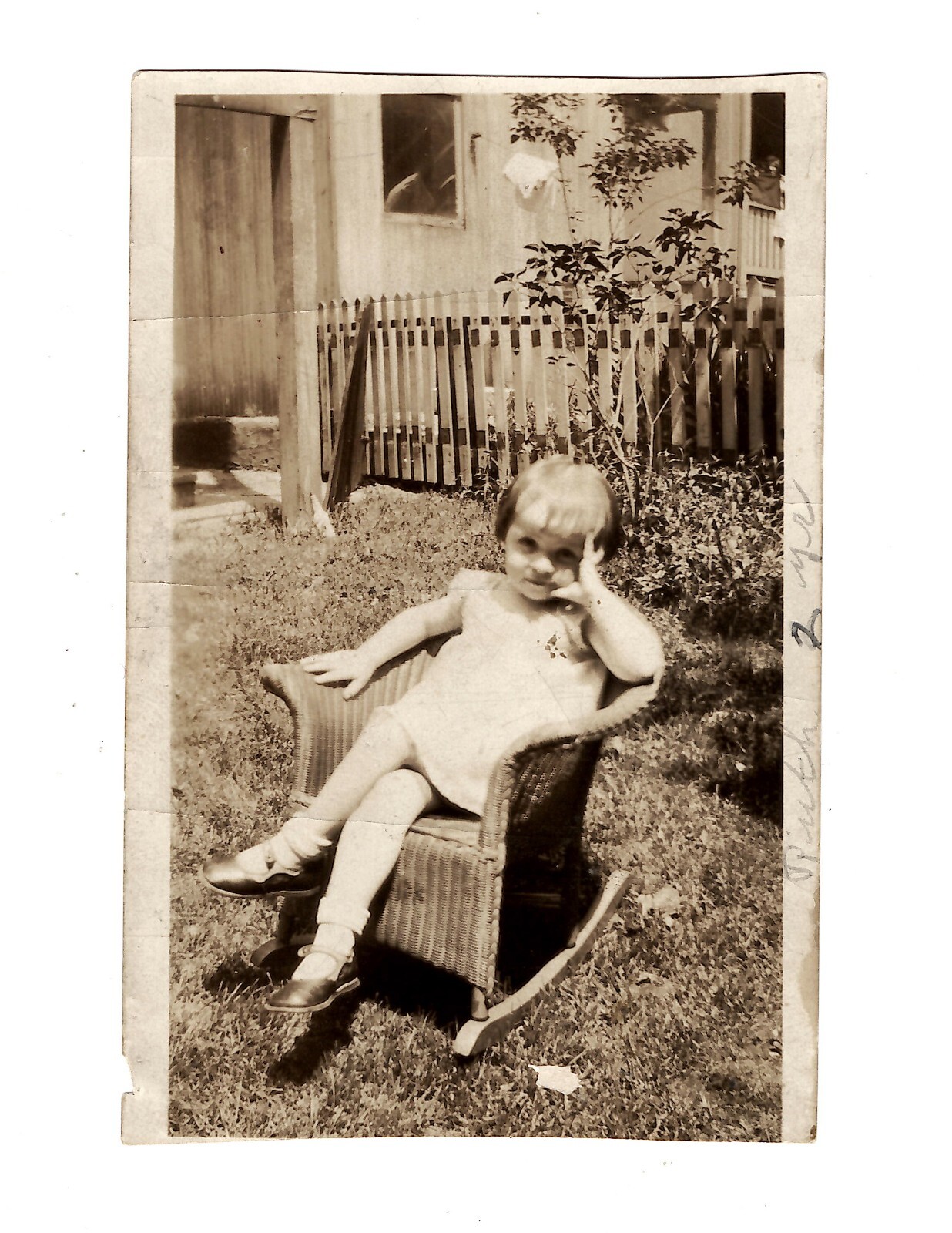 Antique Photo Little Girl with Attitude Black & White 1920s (Please READ) Antique Photo Little Girl with Attitude Black & White 1920s (Please READ)