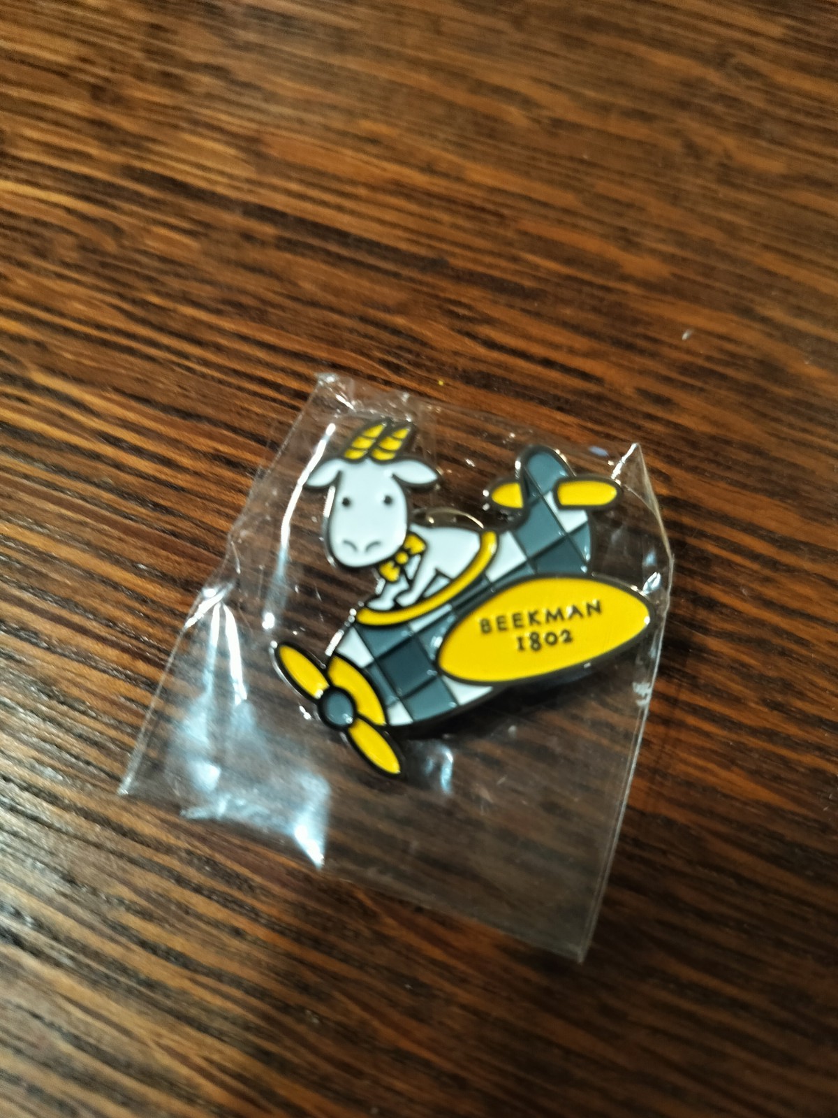 Beekman 1802 Goatie Pin From LaGuardia Airport Store New Beekman 1802 Goatie Pin From LaGuardia Airport Store New