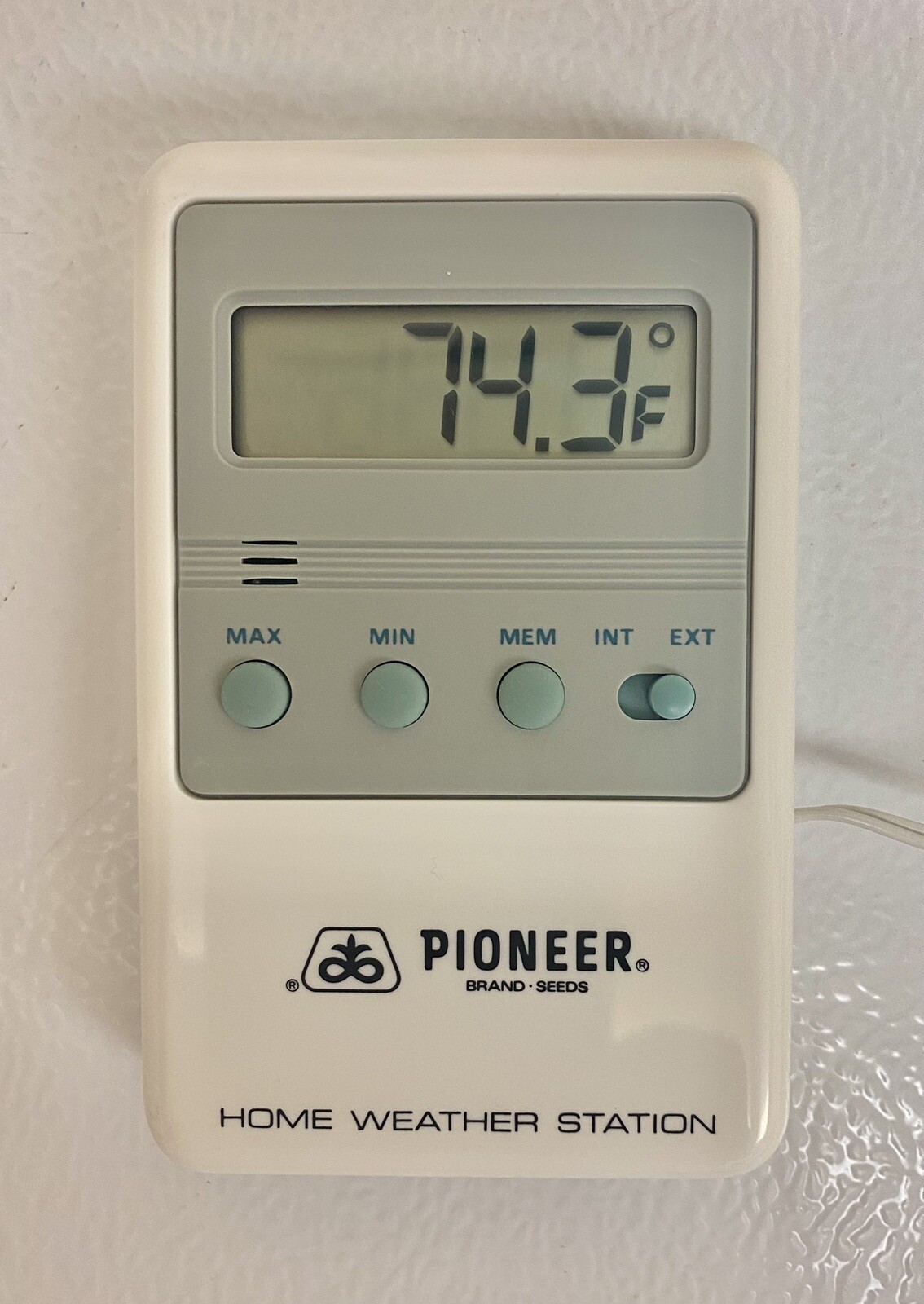 PIONEER SEEDS ADVERTISING Indoor / Outdoor Digital THERMOMETER NIB - Never Used