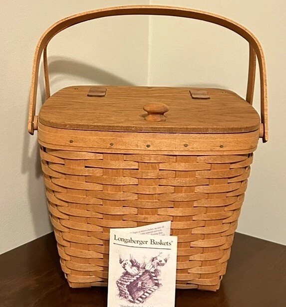 VTG 1992 Longaberger Gourmet Picnic Basket Leather Strap Hinge Lid & Protector VTG 1992 Longaberger Gourmet Picnic Basket Leather Strap Hinge Lid & Protector