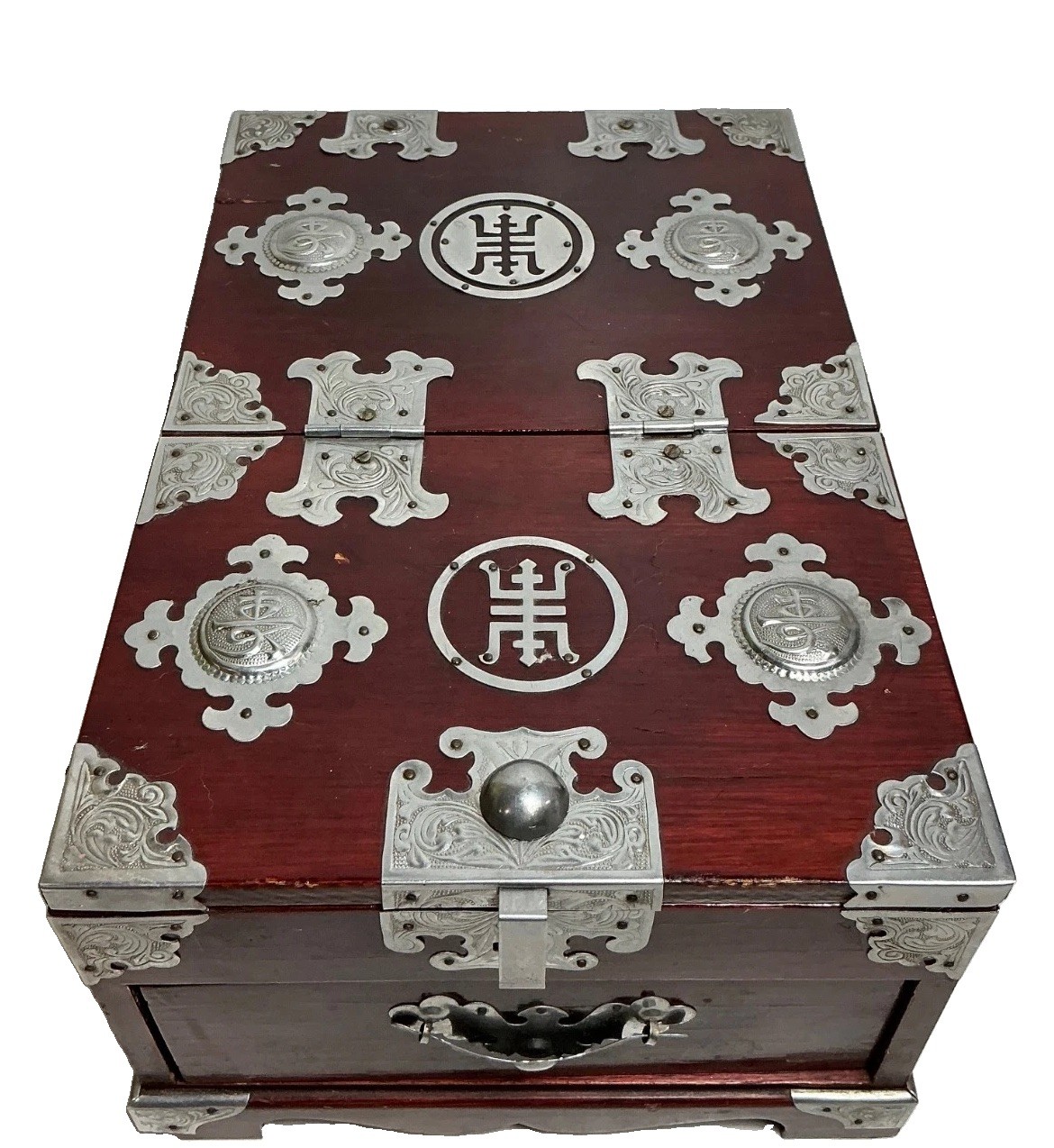Vintage Lacquered Wood Geisha Cosmetics/Jewelry Box with Fold Out Mirror 12 Vintage Lacquered Wood Geisha Cosmetics/Jewelry Box with Fold Out Mirror 12
