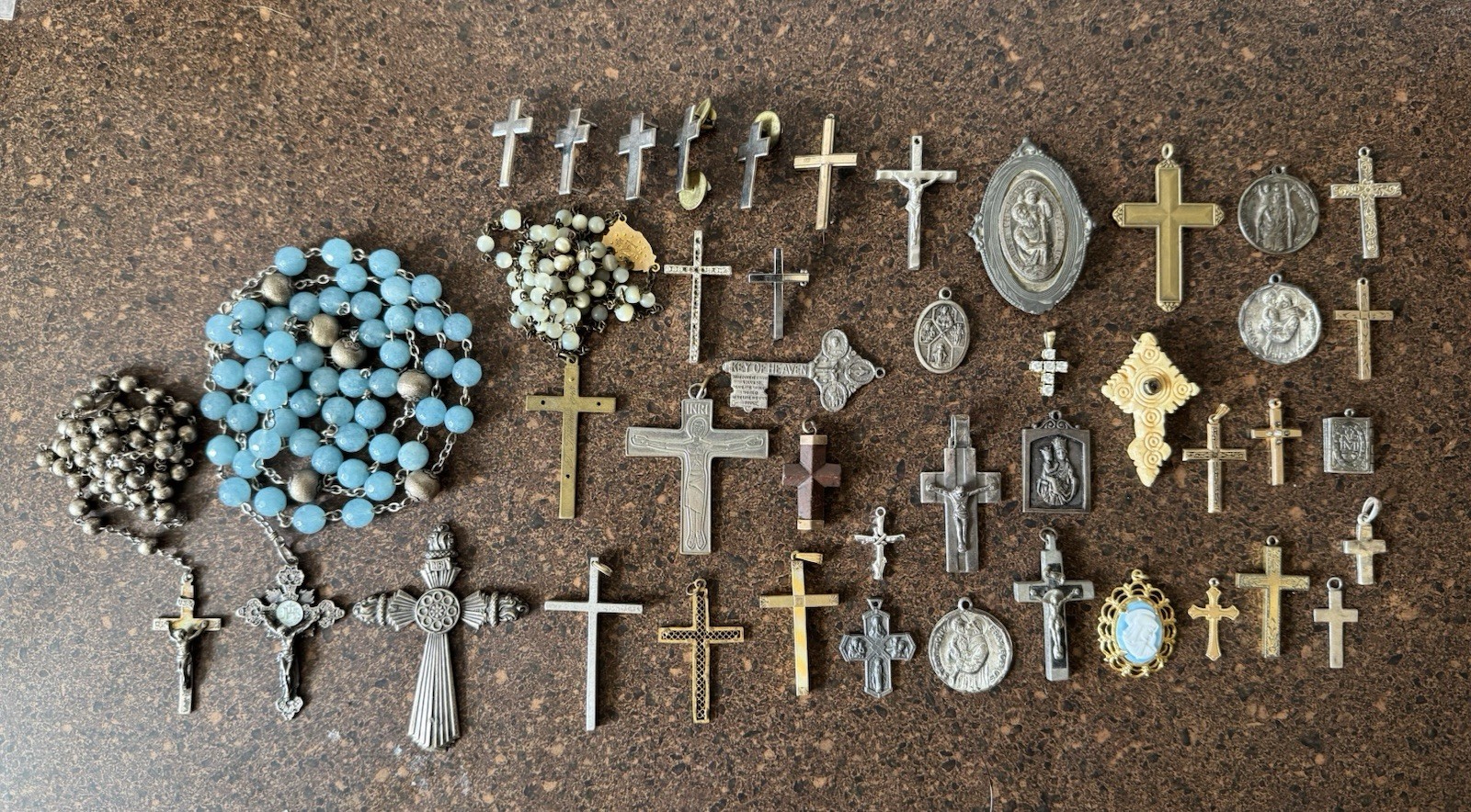 Collection Of Vintage & Antique Religious Items, Crosses, Medals, Sterling 925 Collection Of Vintage & Antique Religious Items, Crosses, Medals, Sterling 925