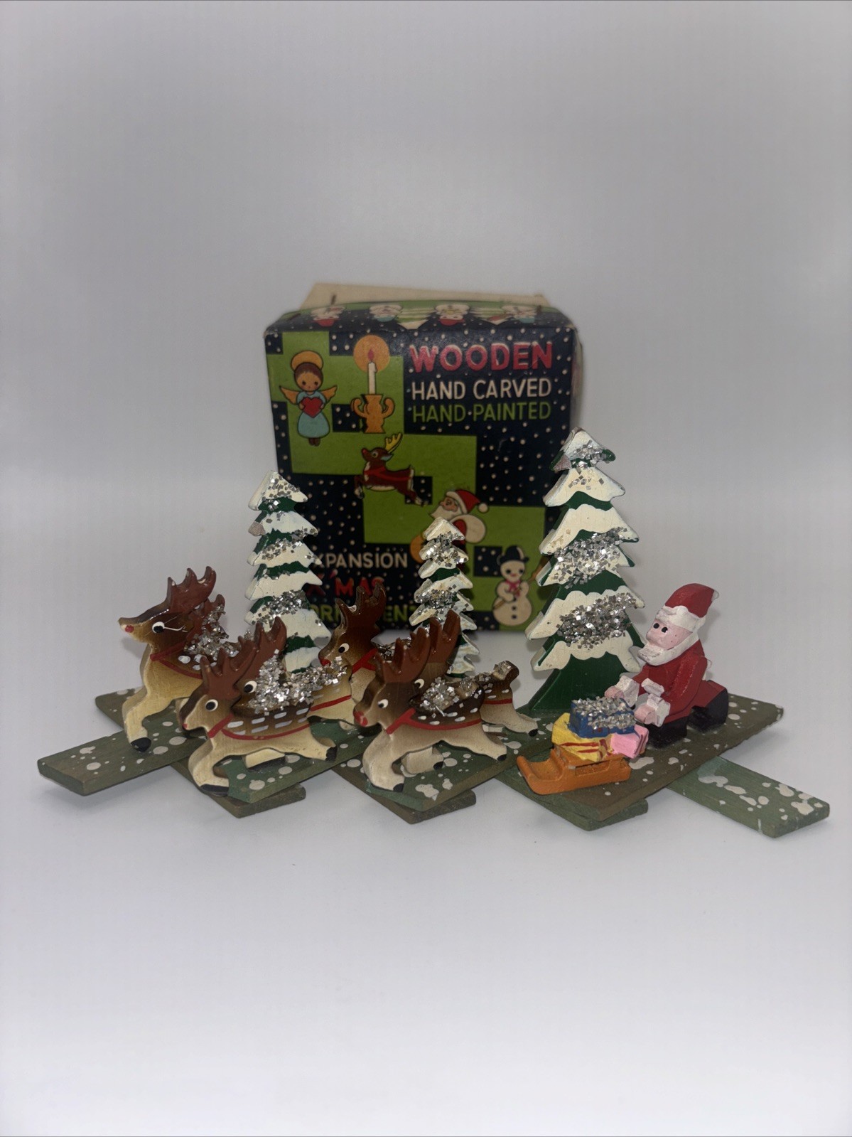Vintage Christmas Wooden Expansion Accordion Santa Reindeer Figure Decor Japan Vintage Christmas Wooden Expansion Accordion Santa Reindeer Figure Decor Japan