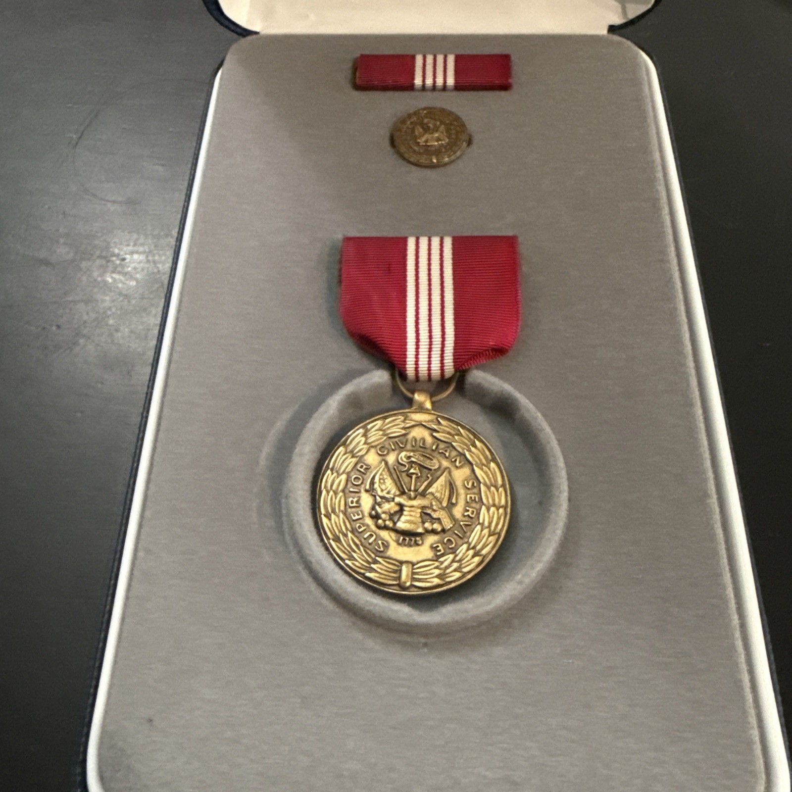 Vintage Dept of Army Superior Civilian Service Medal w/ Presentation Box 1990’s