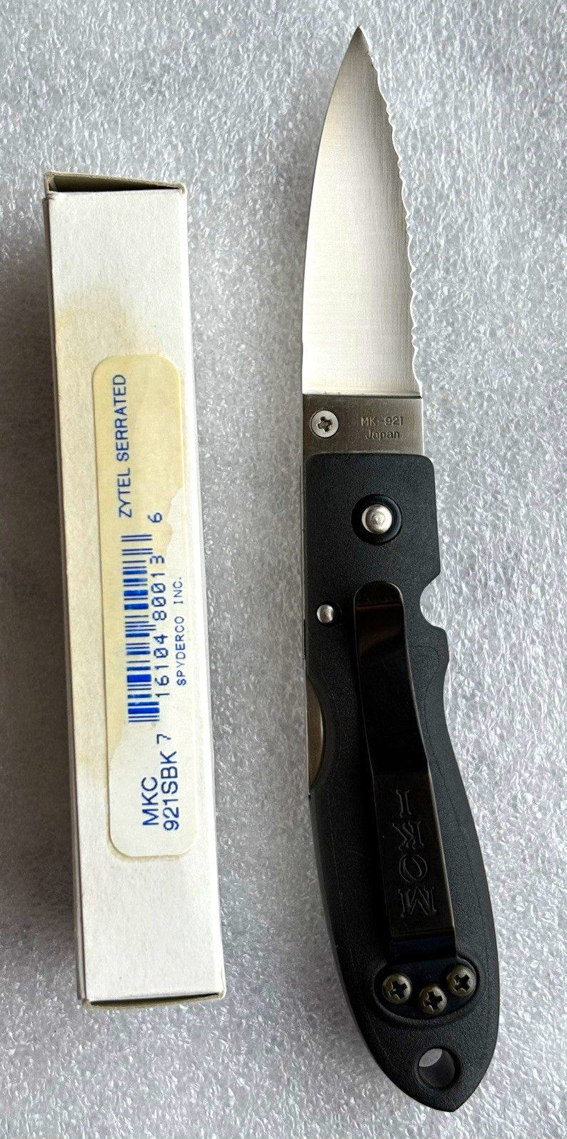 Spyderco 921 SBK  Ultra Rare new with original box
