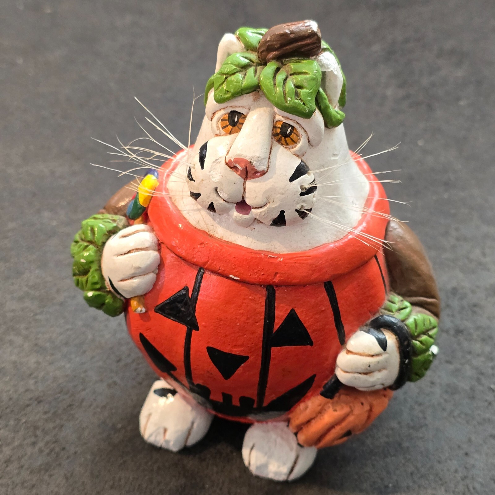 Vintage Enesco Vicki Thomas Halloween Folk Art Striped Cat Kitty Gourd 1998