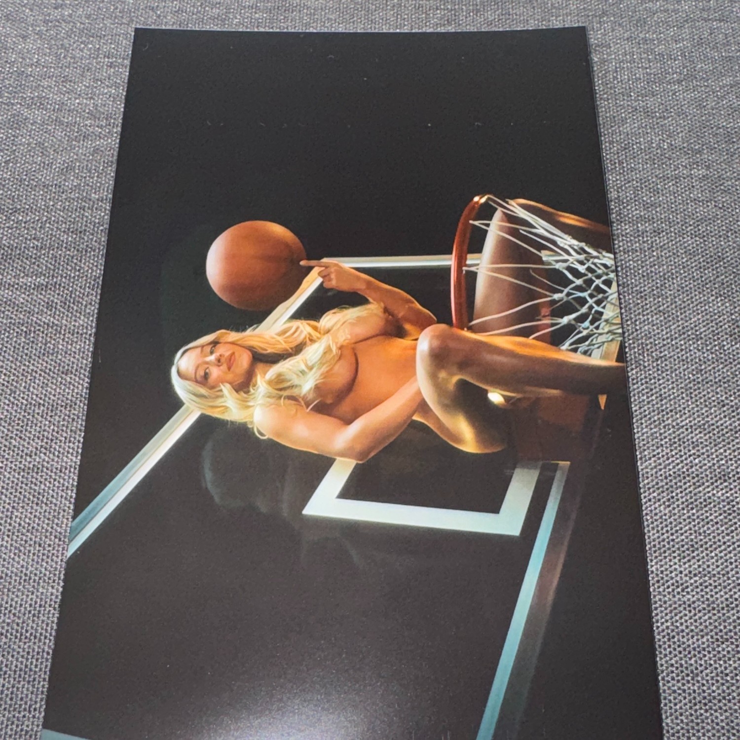 SYDNEY SWEENEY 4x6 in. Glossy Photo Print - Celebrity Actress Sports Basketball