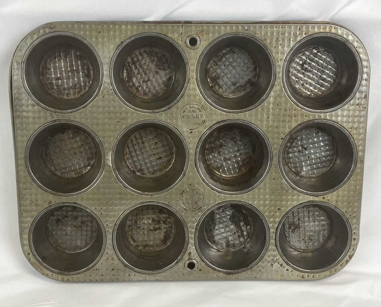 Vintage Ekco Ovenex Metal 12 Muffin Tin Cupcake Baking Pan X-120