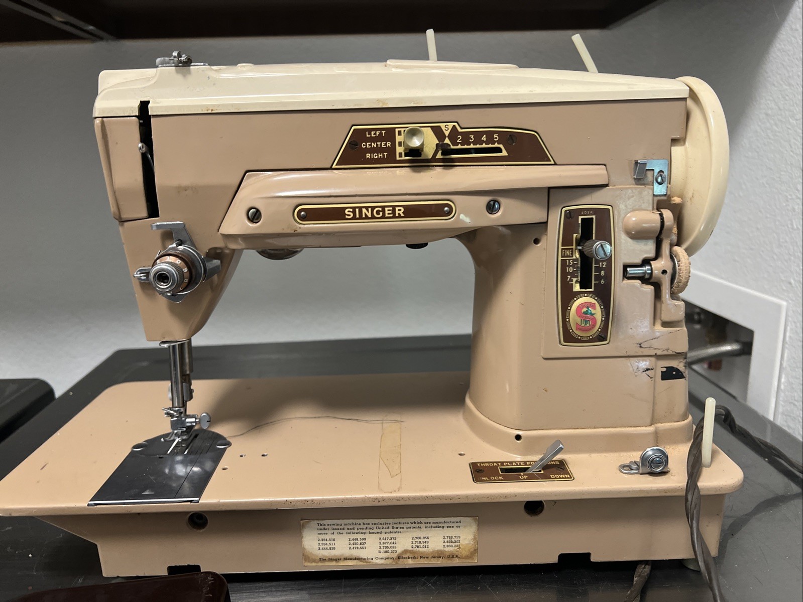 Vintage Singer Sewing Machine 403A Slant-O-Matic No Power Cord