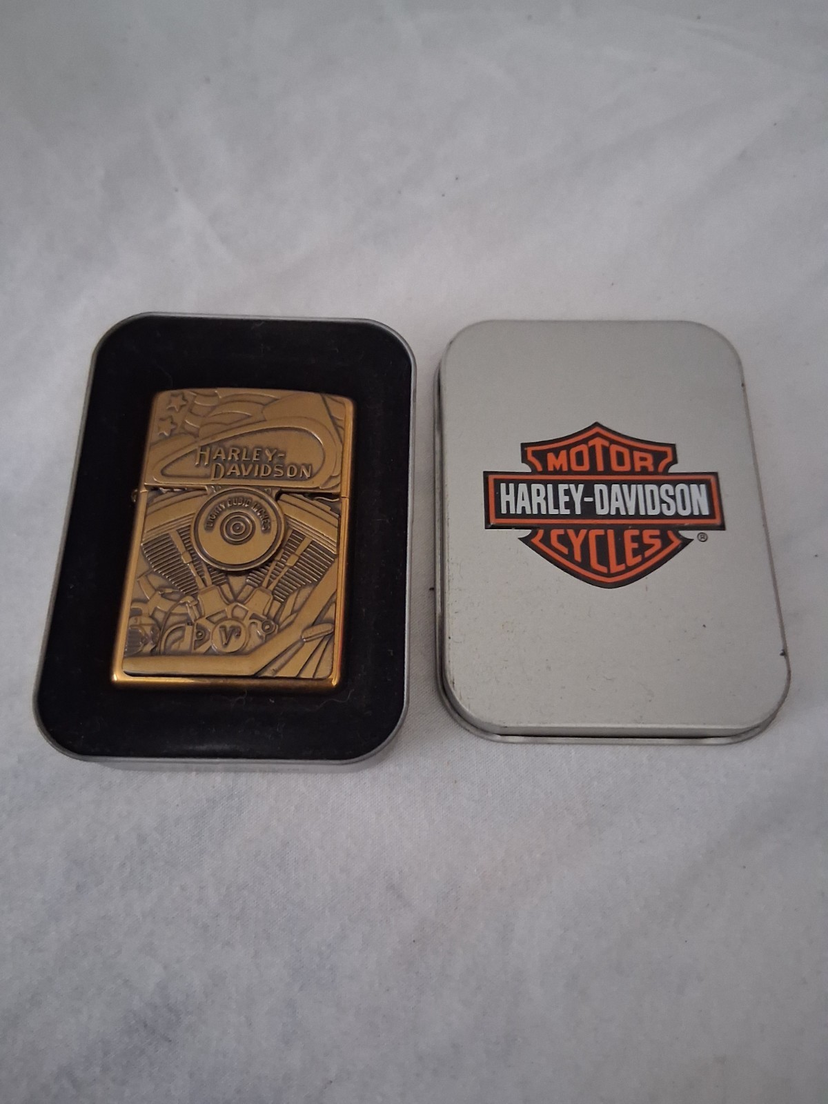 Harley-Davidson Zippo Brass Tone Lighter V-Twin Engine Design 2000