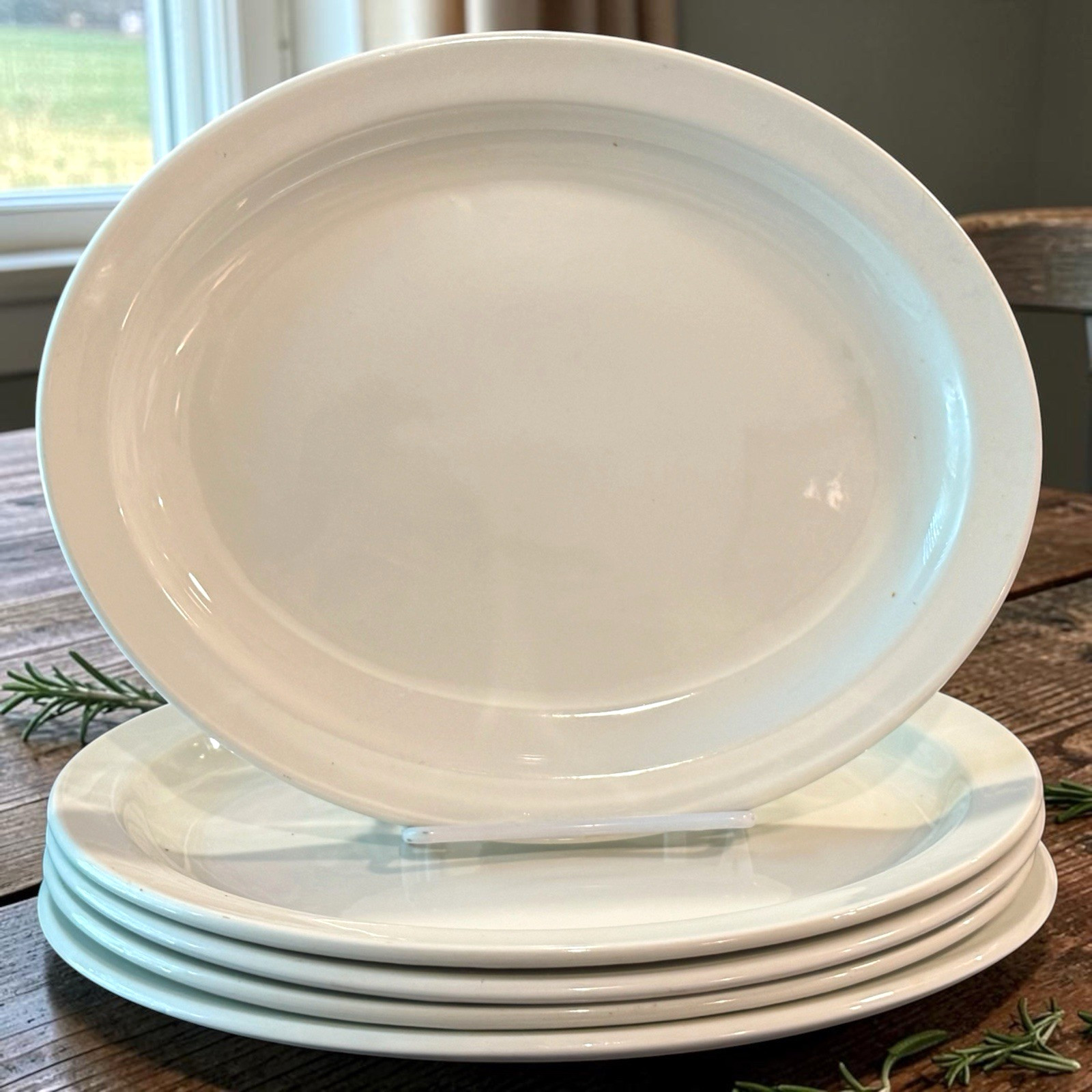 Midwinter Stonehenge White Steak Plates Set of 5 Oval 9 1/2 x 12 Coupe Style Midwinter Stonehenge White Steak Plates Set of 5 Oval 9 1/2 x 12 Coupe Style