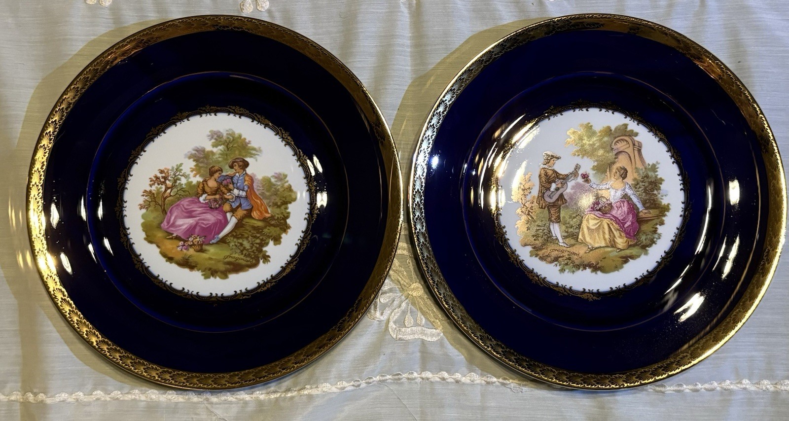 LIMOGES CASTEL PLATE  (SET OF 2) Vintage Cobalt Blue 22k Gold Porcelain 9 7/8in